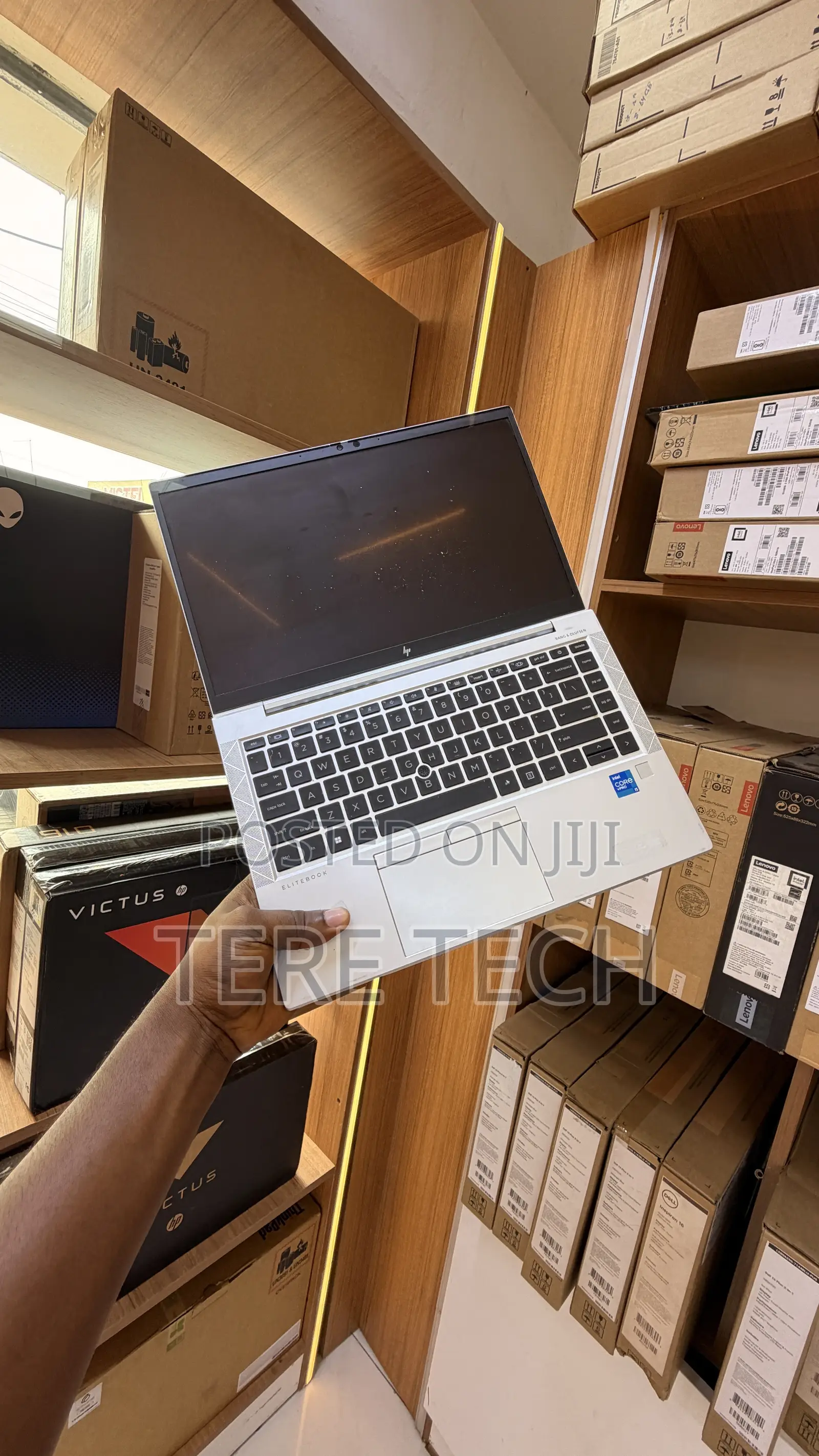 New Laptop HP EliteBook 840 G8 8GB Intel Core i5 SSD 256GB