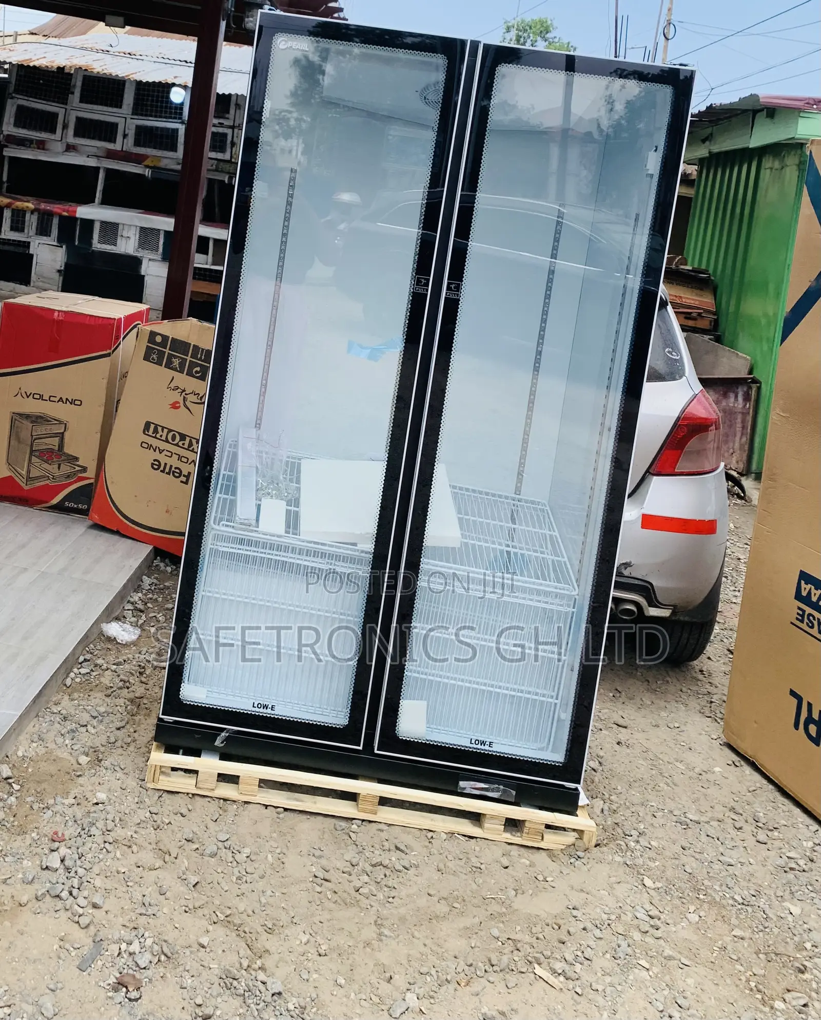 Newly in Stock Glass Pearl Display 2 Doors 690 Liters Fridge