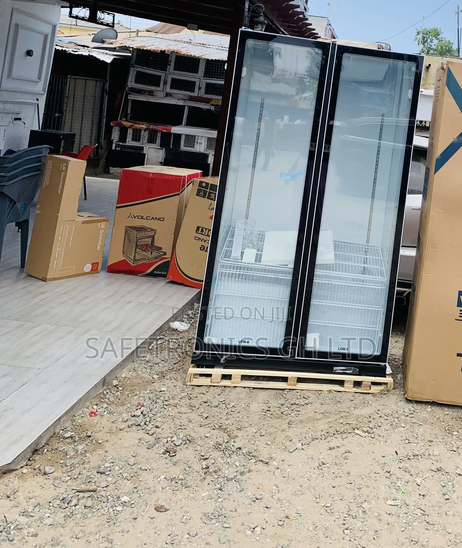 Get Your Perfect Glass Black Display 690 Liters Pearl 2 Doors Fridge