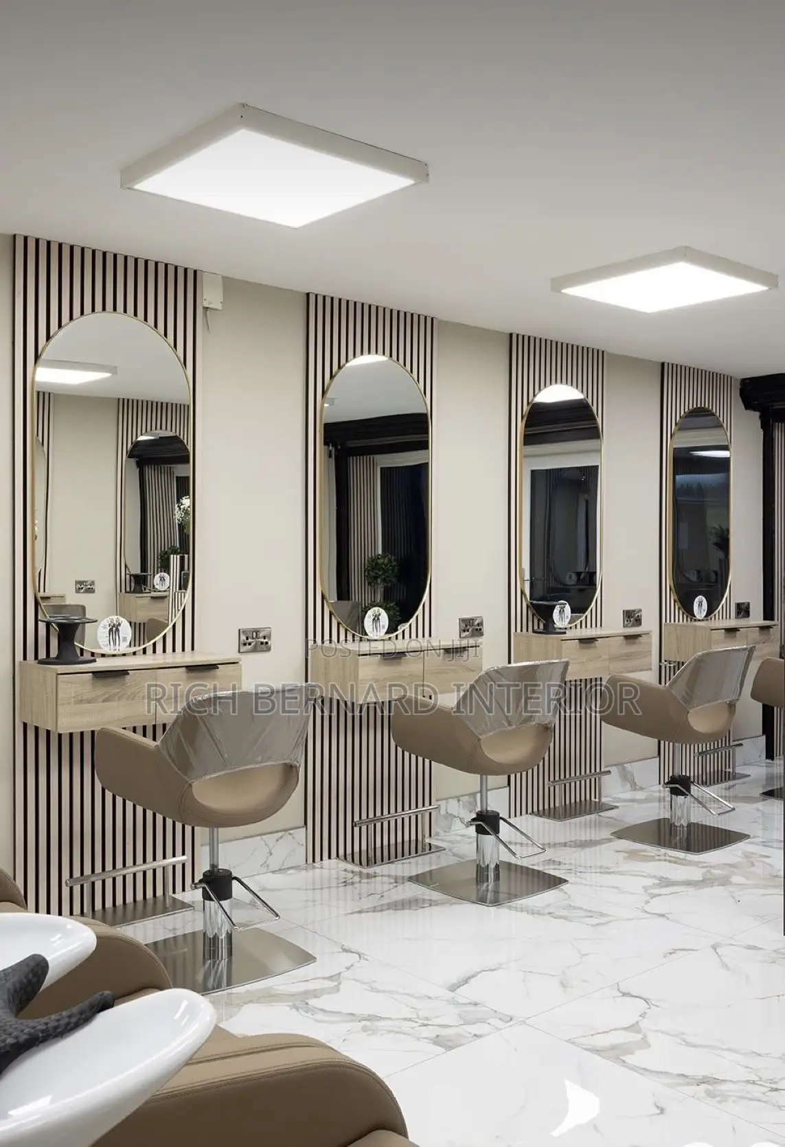 Salon Decor