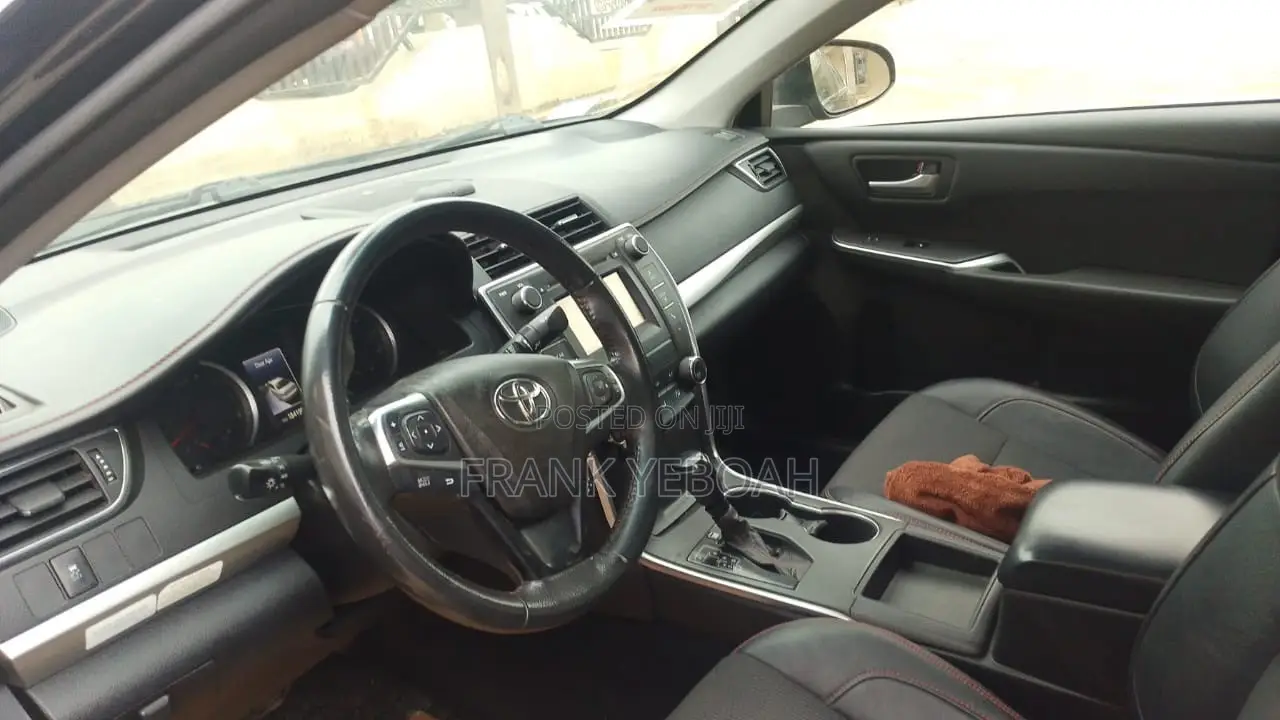 Toyota Camry 2017 Black
