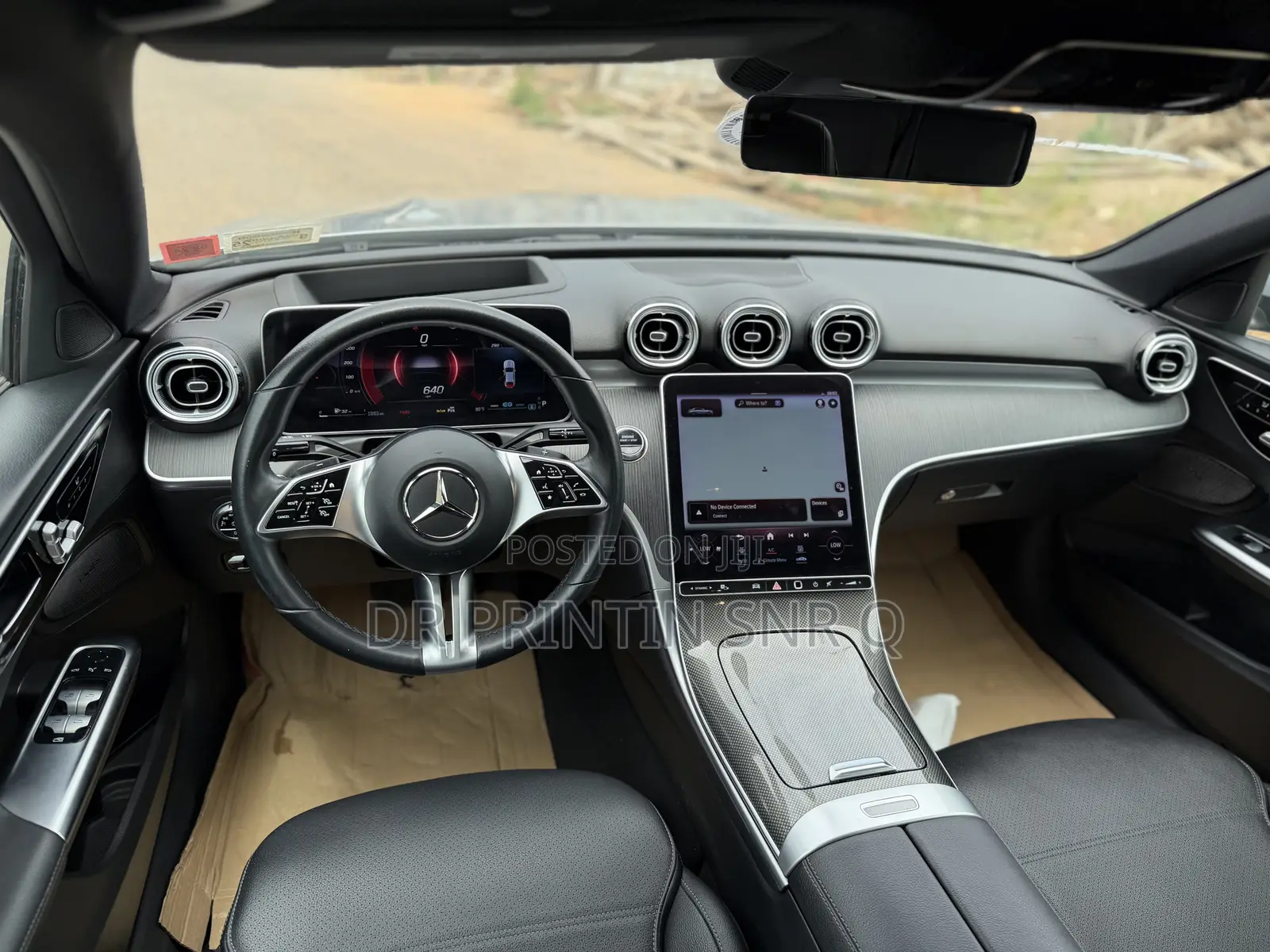 Mercedes-Benz C300 2024 Silver