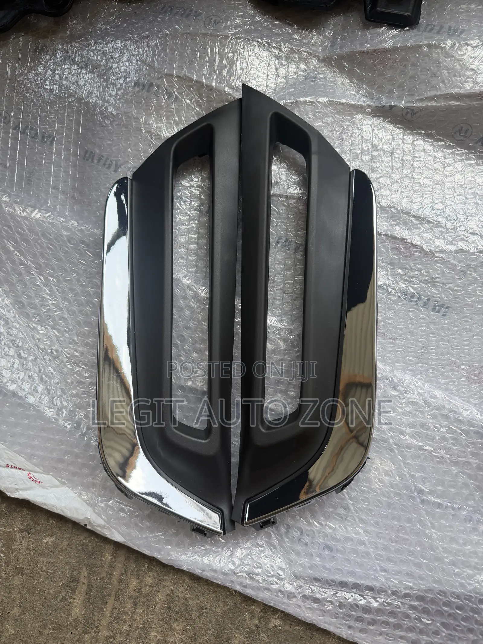 Honda CRV 2019,2018,2017, Fog Light Cover Available