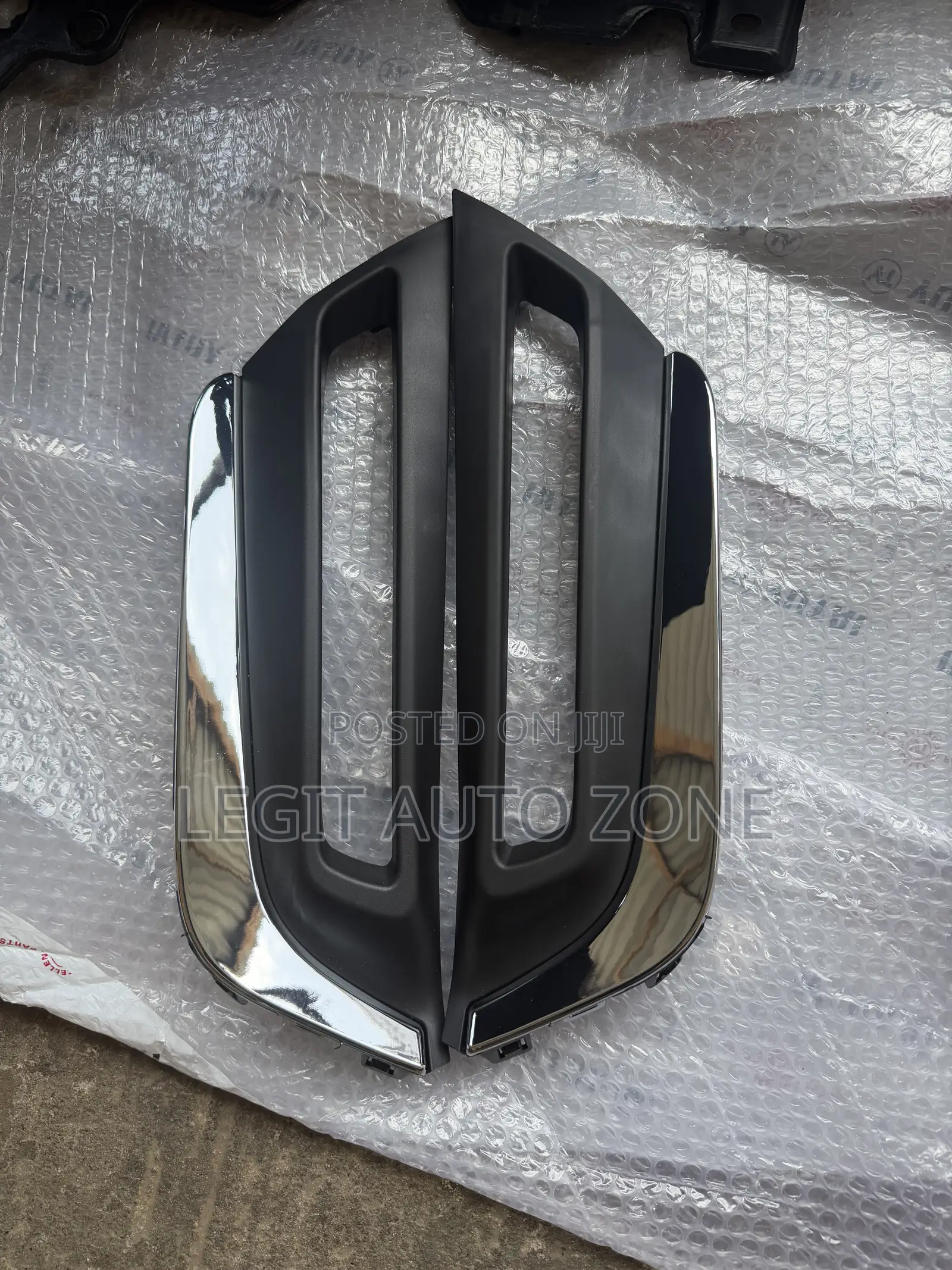 Honda CRV 2019,2018,2017, Fog Light Cover Available