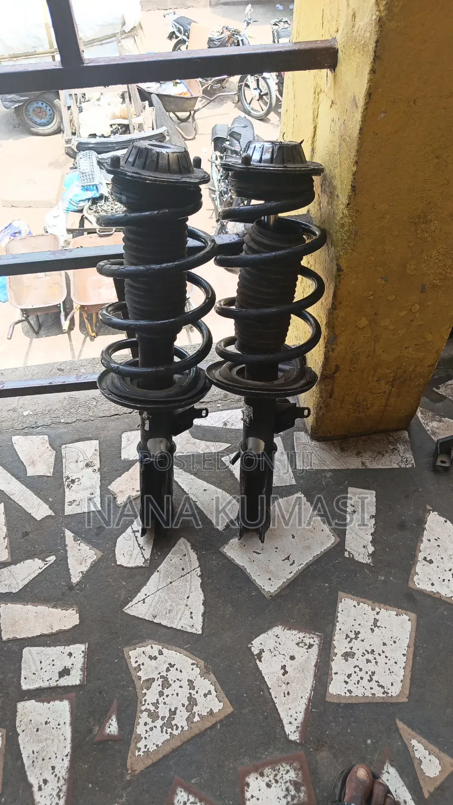 Altima/Pathfinder/Armada/Xtrail/Note/Navara/Shocks Absorber Hub Shaft