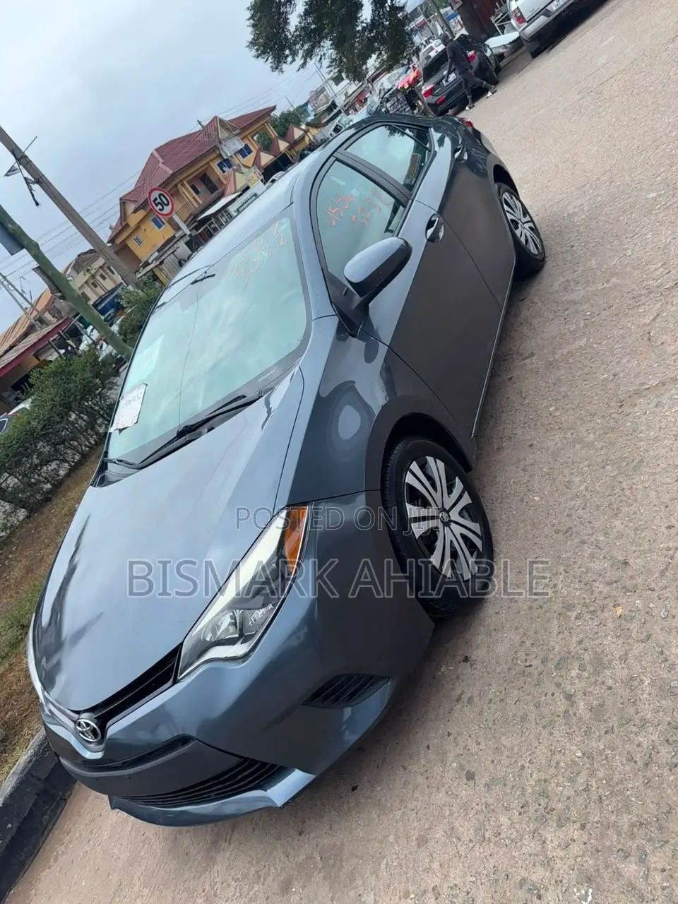 Toyota Corolla LE 4dr Sedan (1.8L 4cyl CVT) 2016 Gray