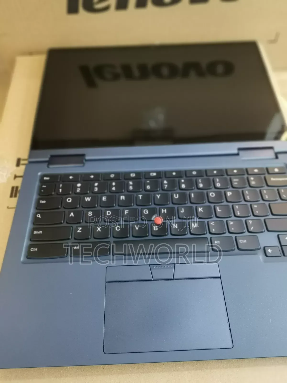 New Laptop Lenovo Chromebook C330 8GB AMD Ryzen SSD 128GB