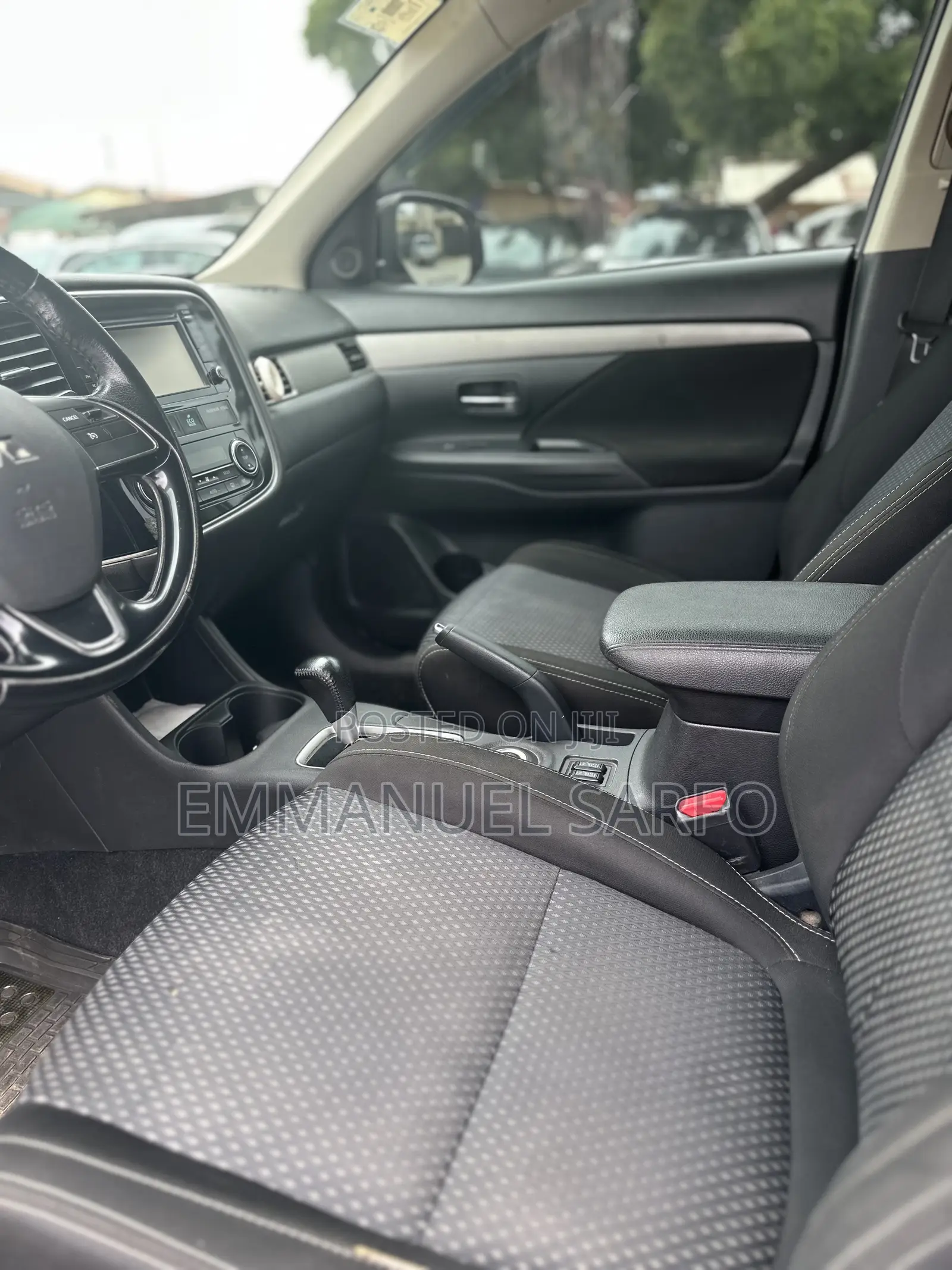 Mitsubishi Outlander 2.0 PHEV AWD 2016 Silver