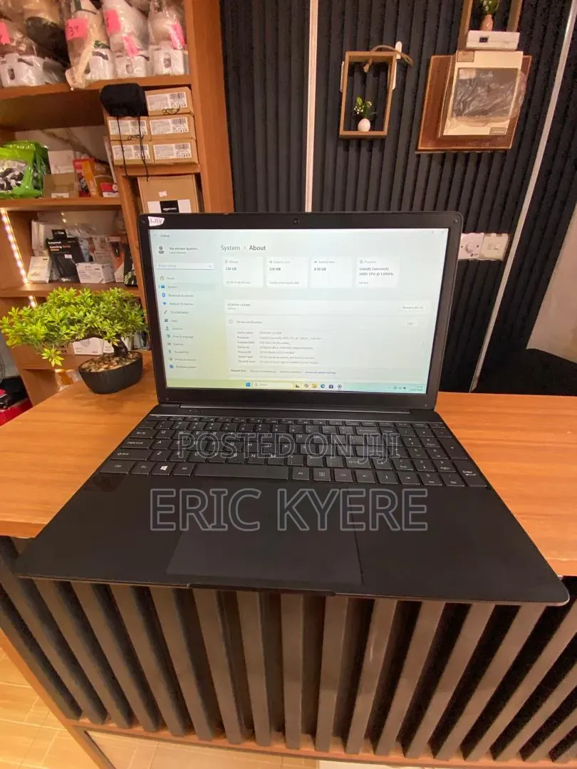 Laptop 8GB Intel Celeron SSD 256GB