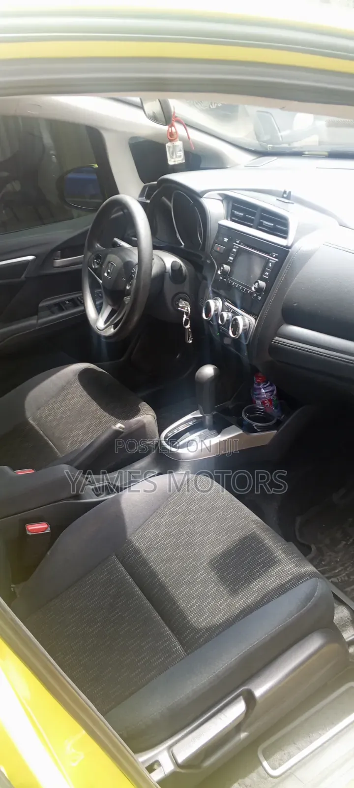 Honda Fit 2014 Yellow