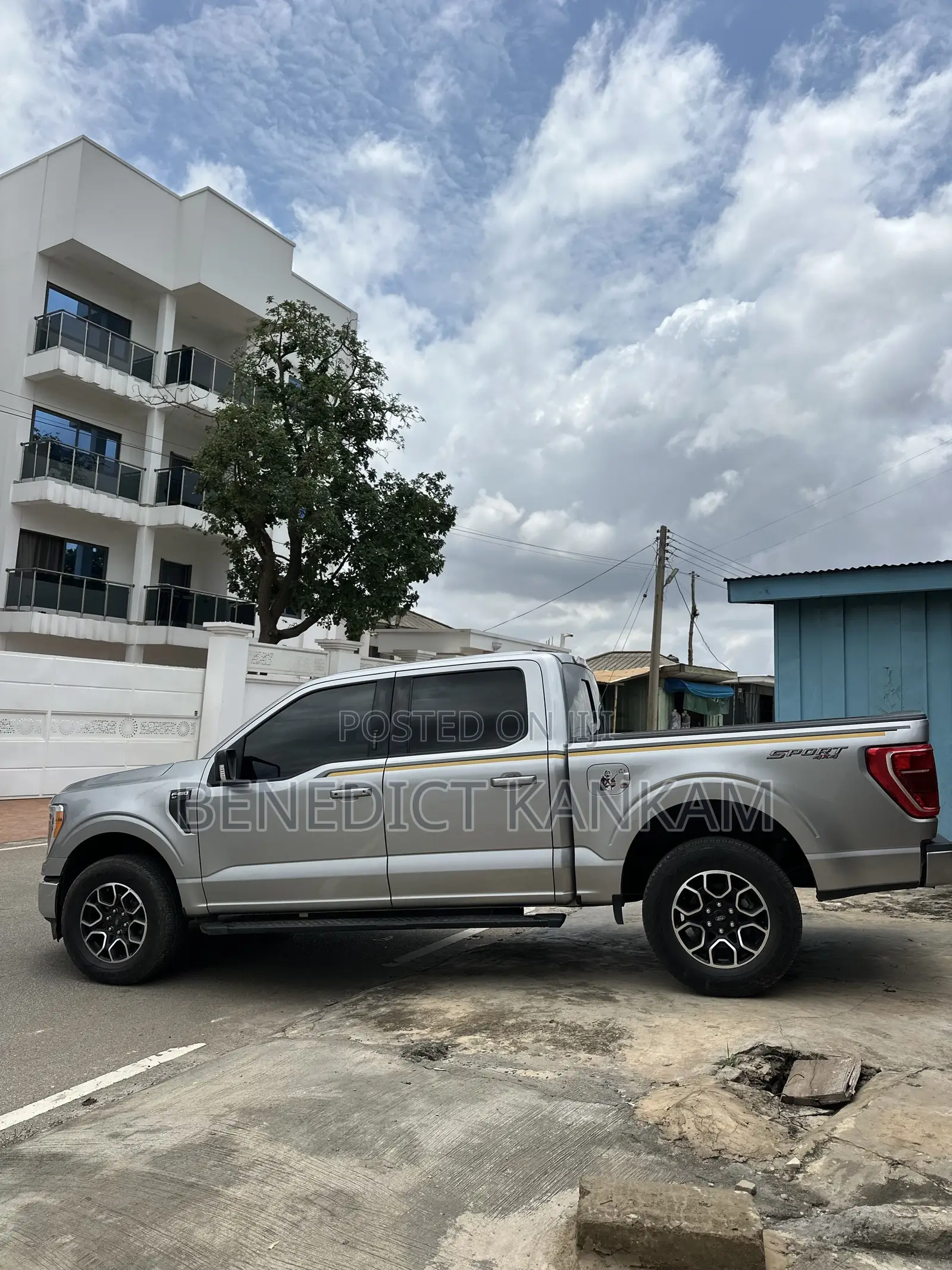 Ford F-150 XLT 2023 Silver