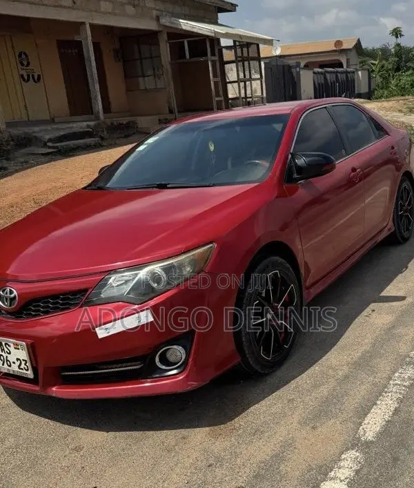 Toyota Camry 2012 Red
