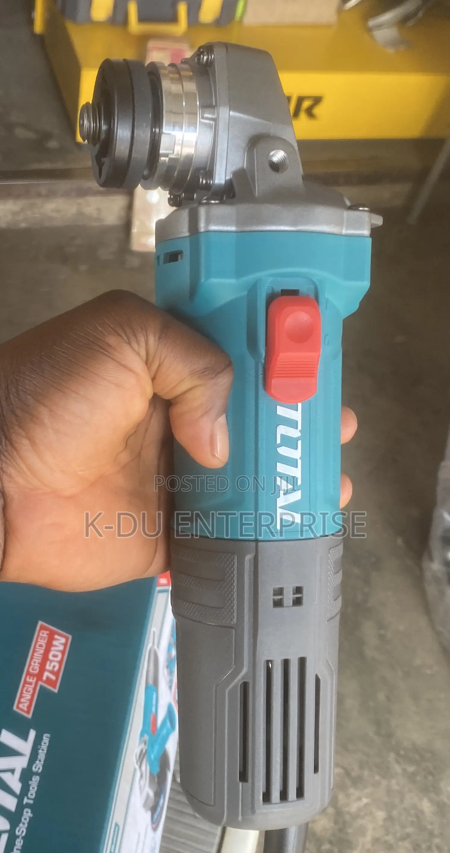 Total Angle Grinders 750W