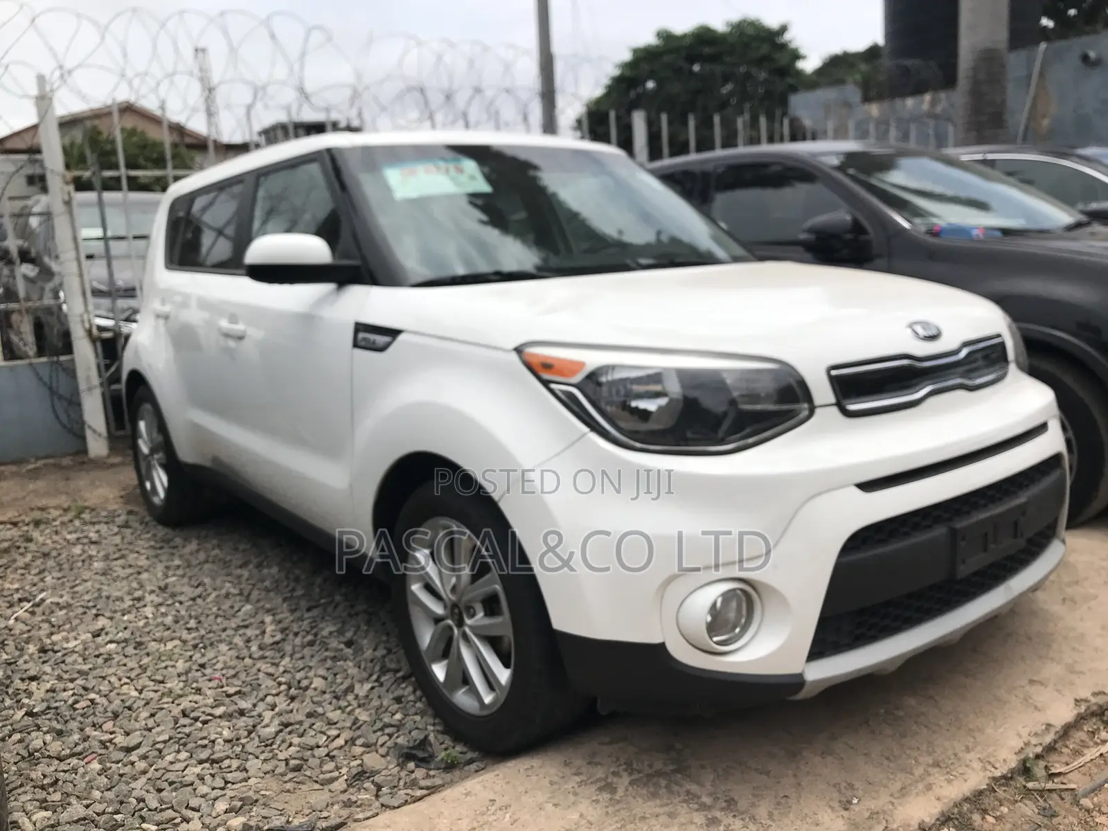 Kia Soul Hatchback 2019 White