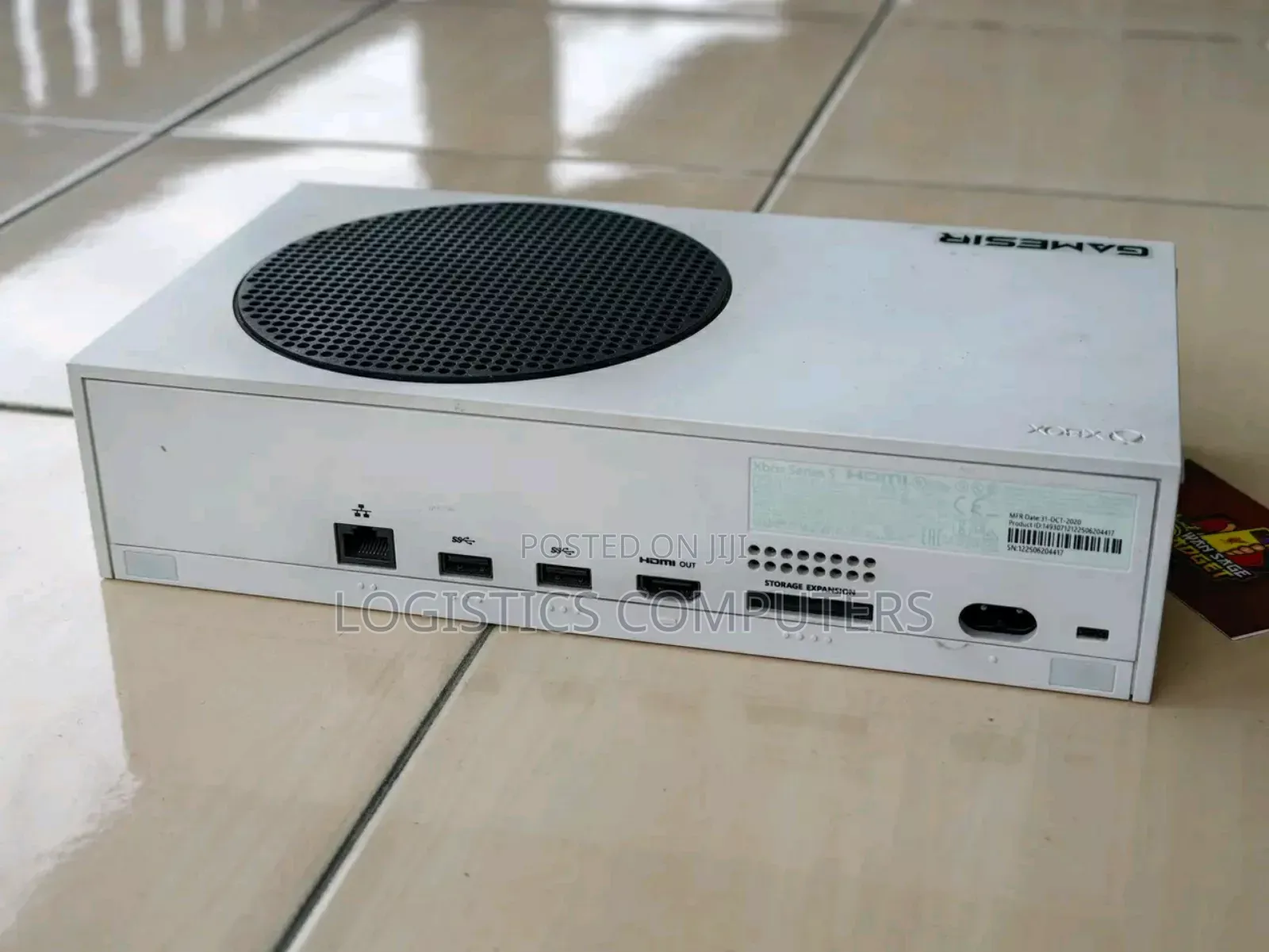 Xbox Series S No Games and Pad