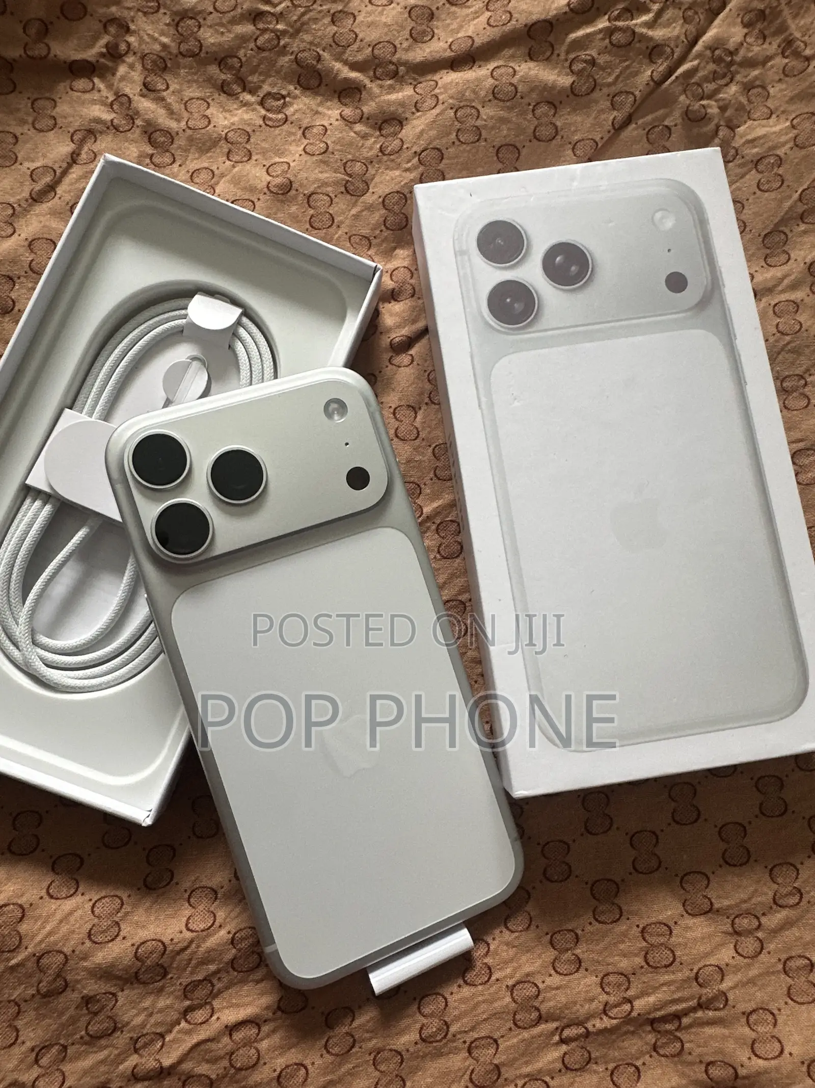 New Apple iPhone 17 Pro Max 256 GB Silver