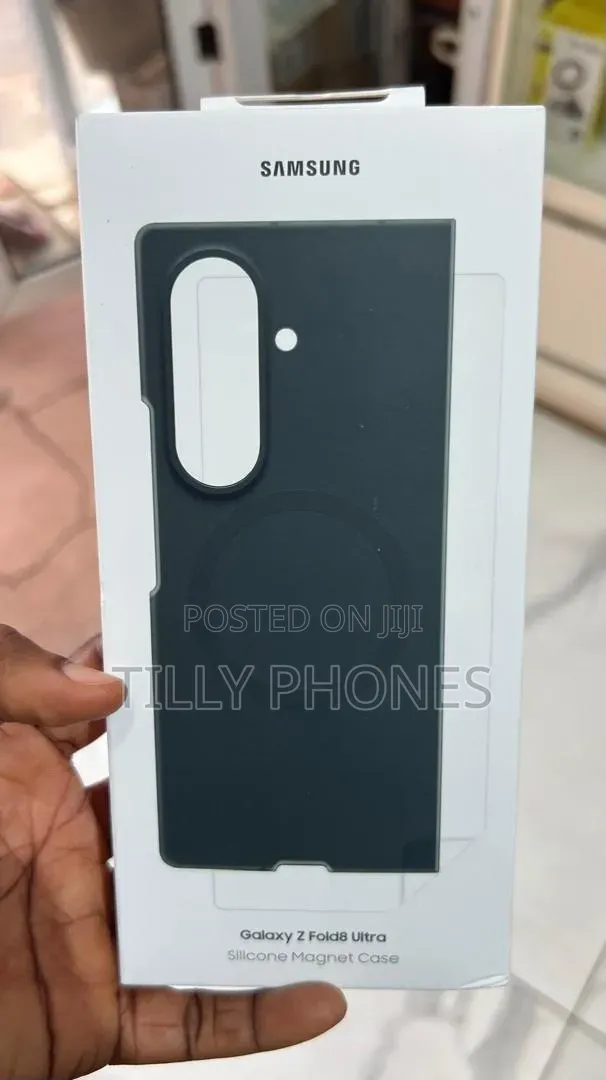 Galaxy Z Fold8 Ultra Silicon Magnet Case