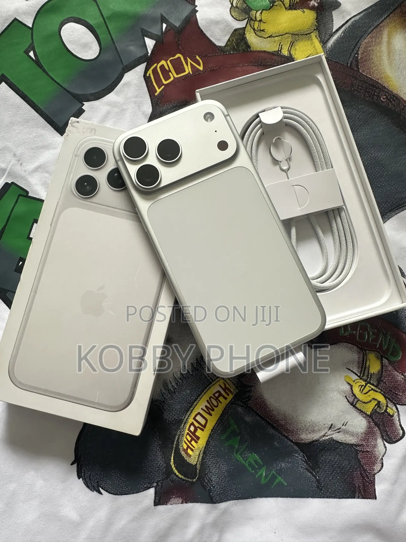 New Apple iPhone 17 Pro Max 256 GB Silver