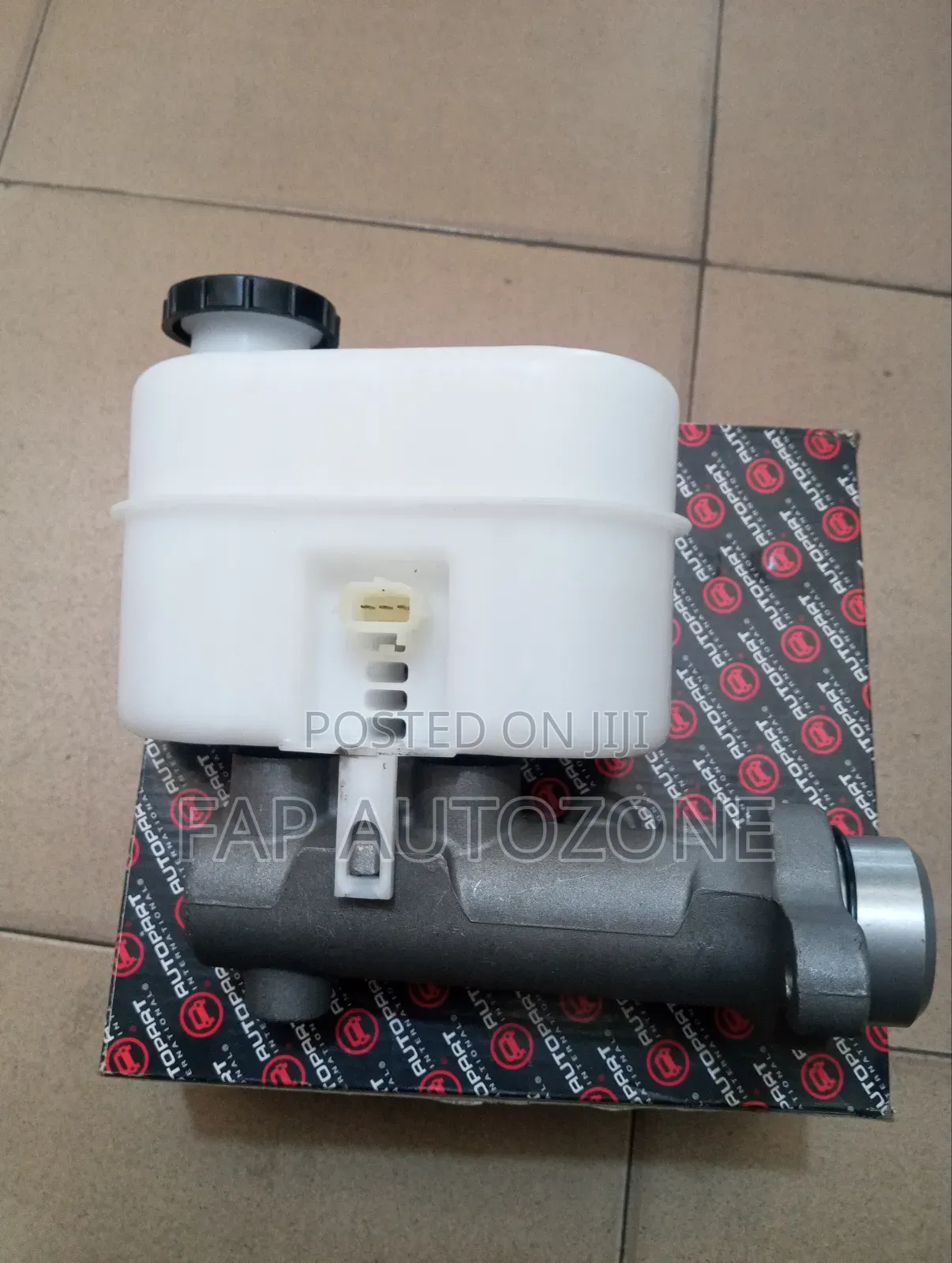 Premium API Ford E150,E250,E350,E450 Brake Pot From the USA