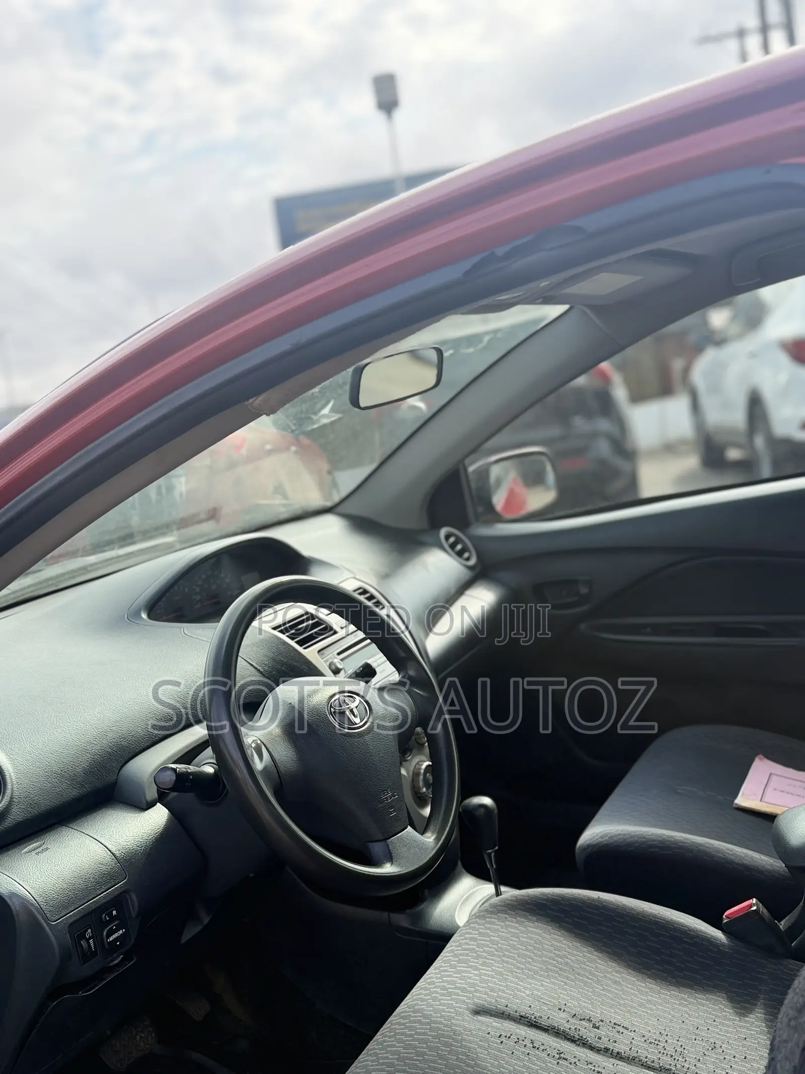 Toyota Yaris 2009 Red