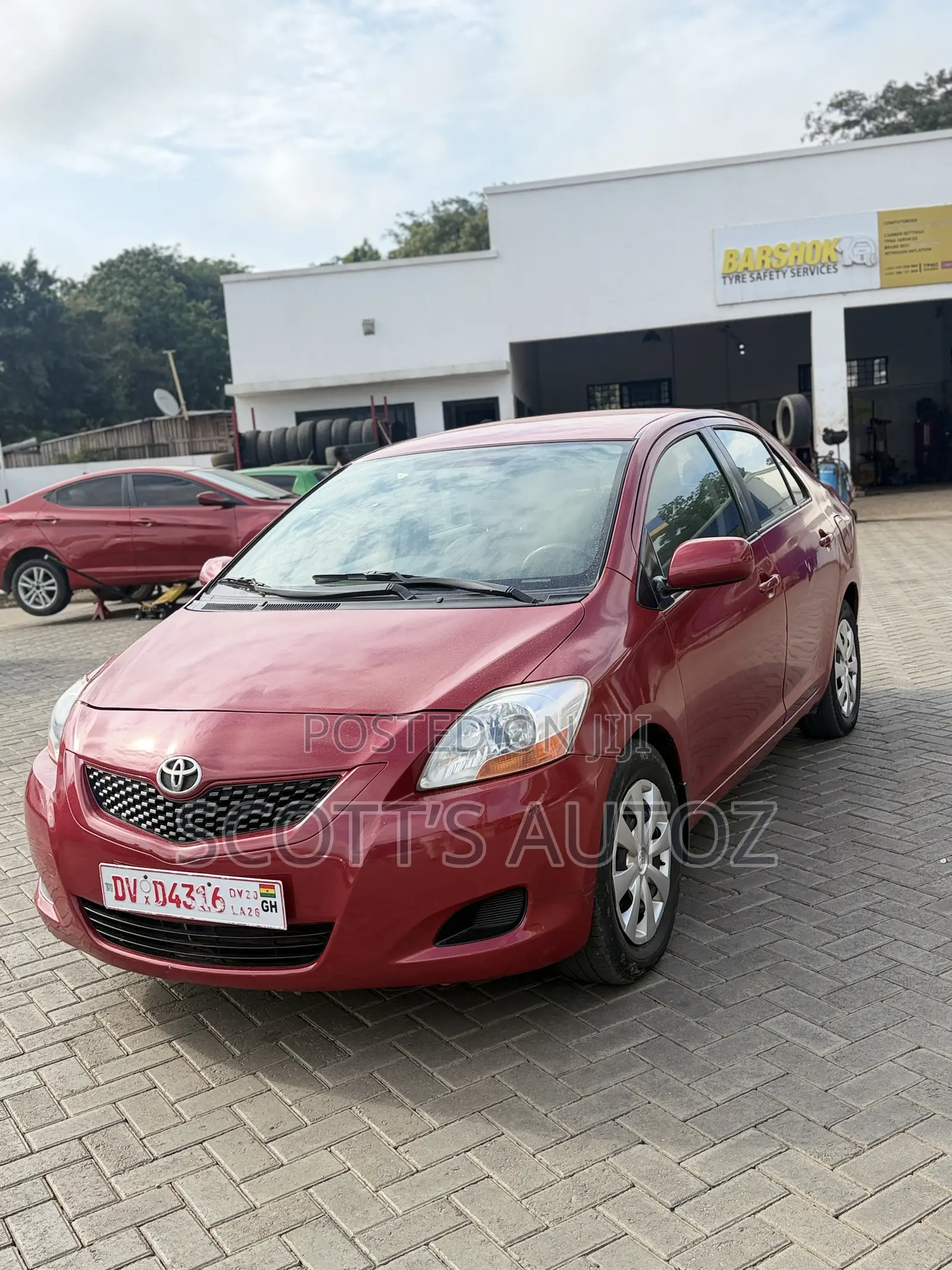 Toyota Yaris 2009 Red