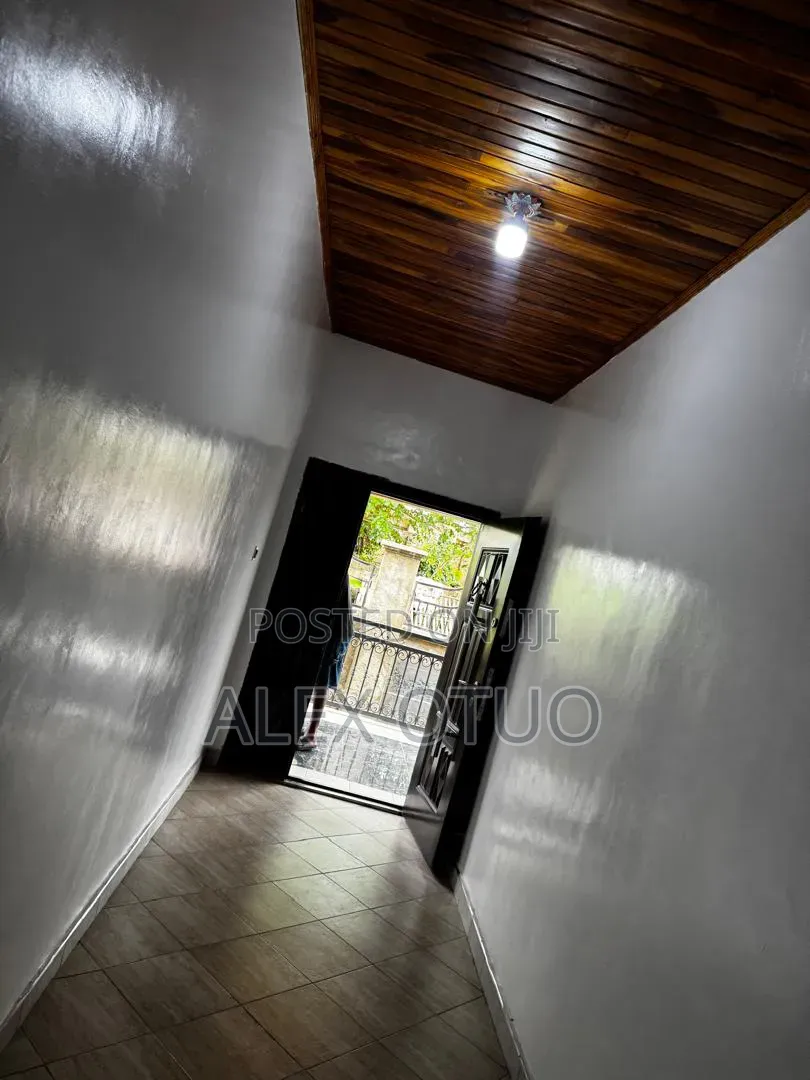 3bdrm Apartment in Alex Otuo Properties, Kumasi Metropolitan for rent
