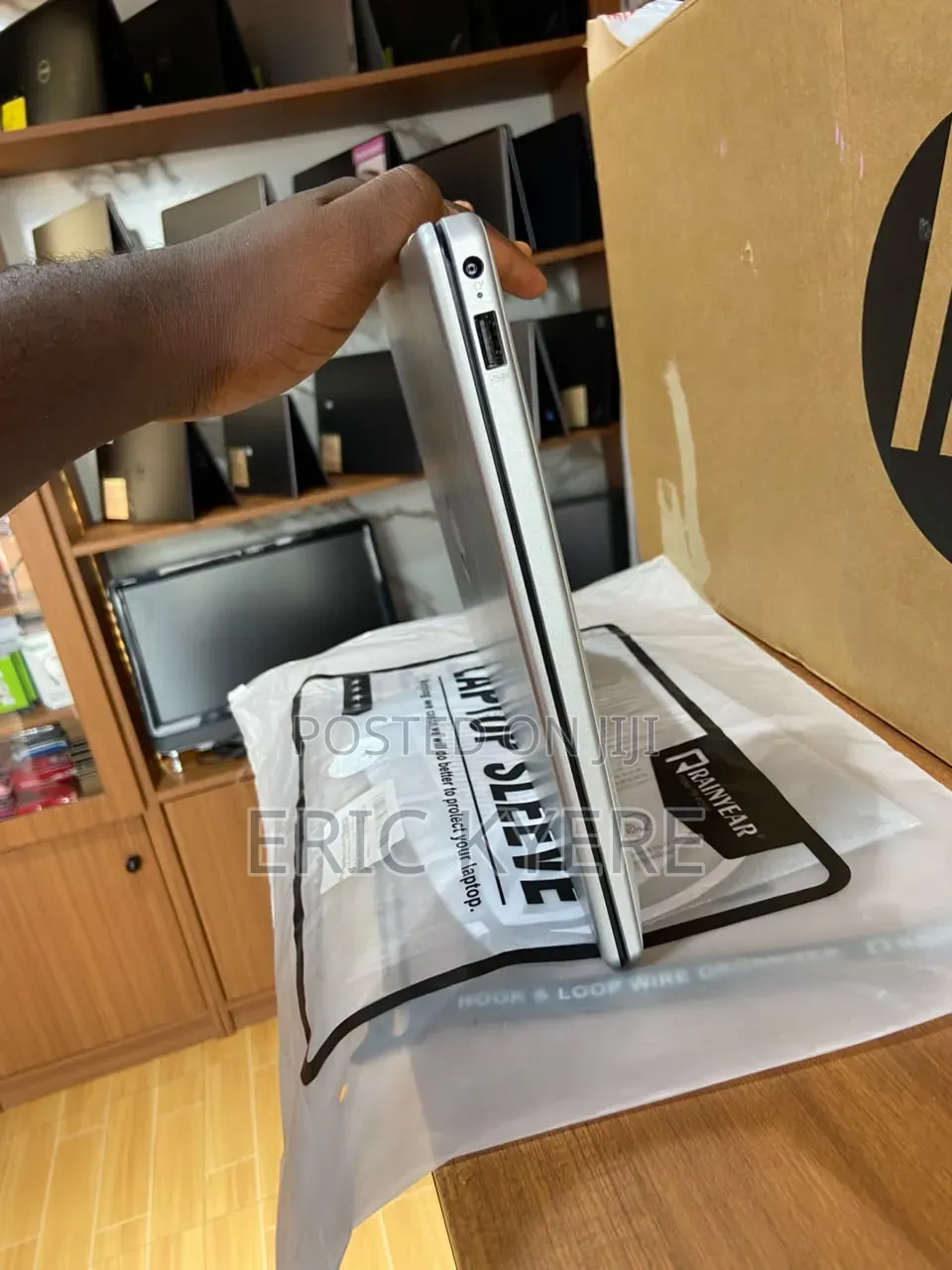 New Laptop HP 8GB AMD Ryzen 3 SSD 256GB