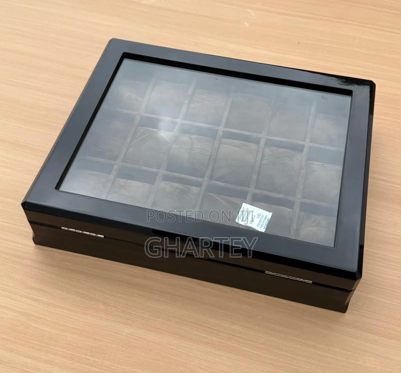 Luxury 18-Slot Watch Display Storage Box Coffee Color