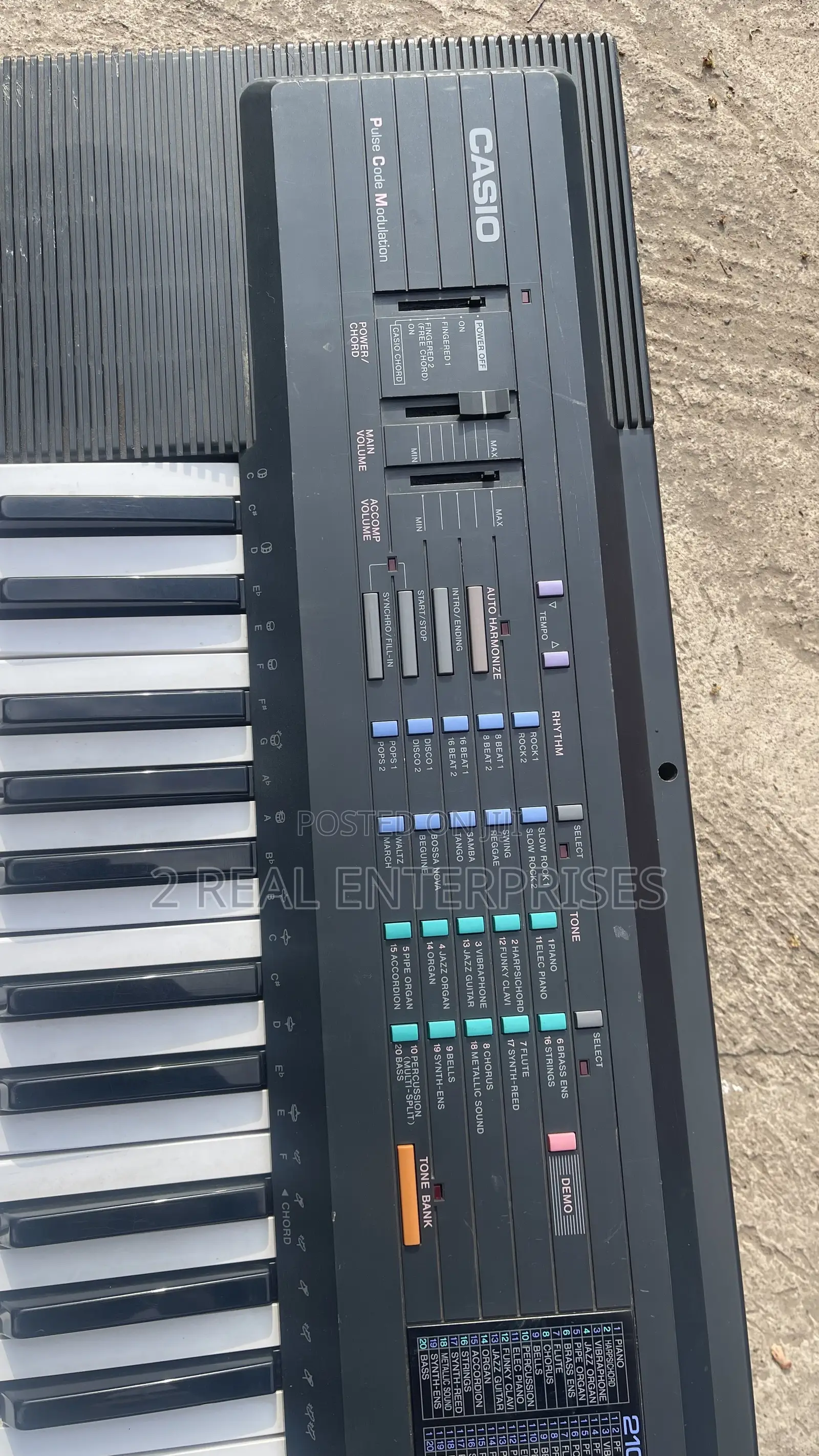 Casio CT-390 Tone Bank Electronic Digital Keyboard 61 Keys
