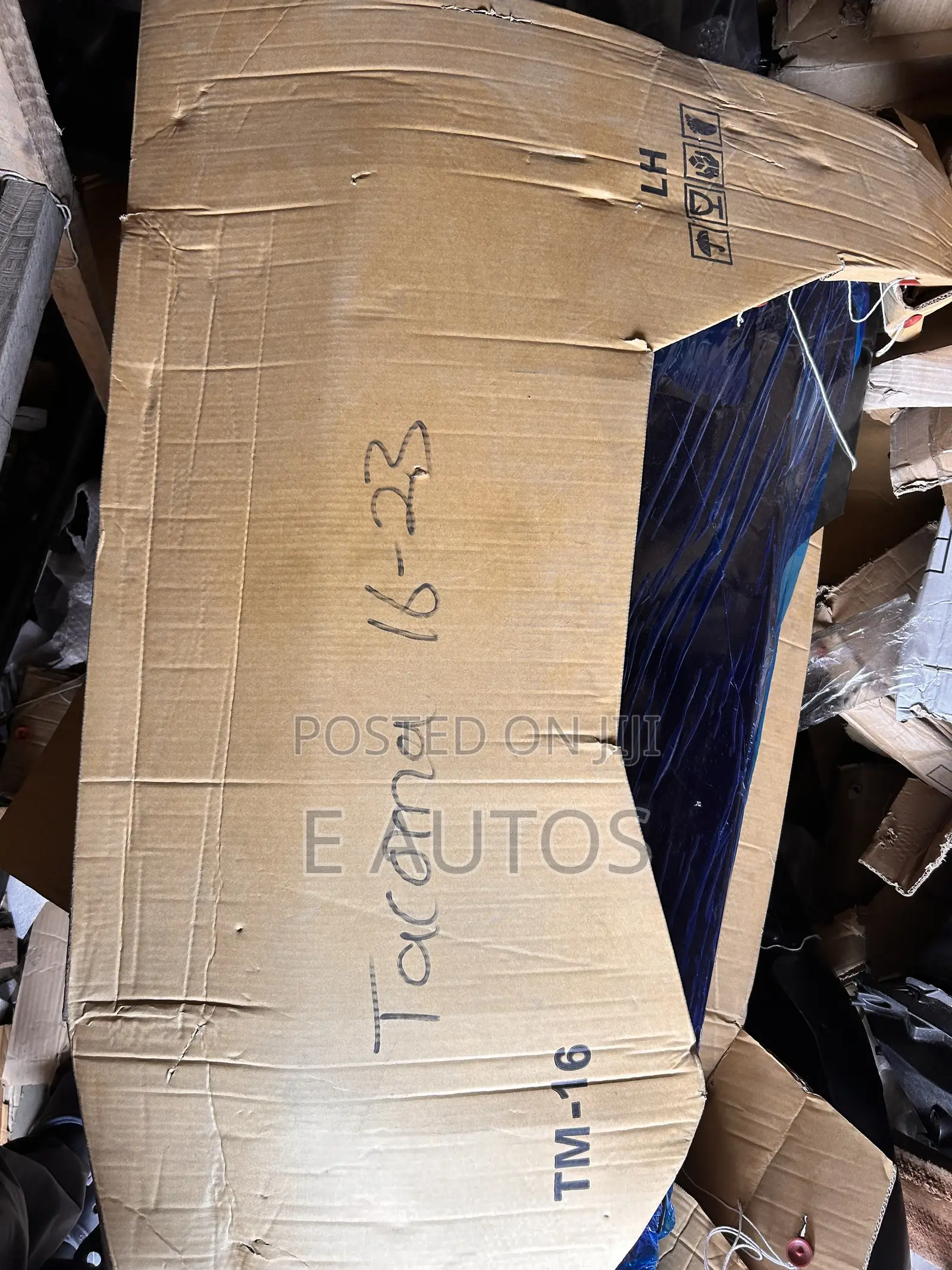 Toyota Tacoma 2016,2017,2018,2019,2020,2021,2022,2023 Fender