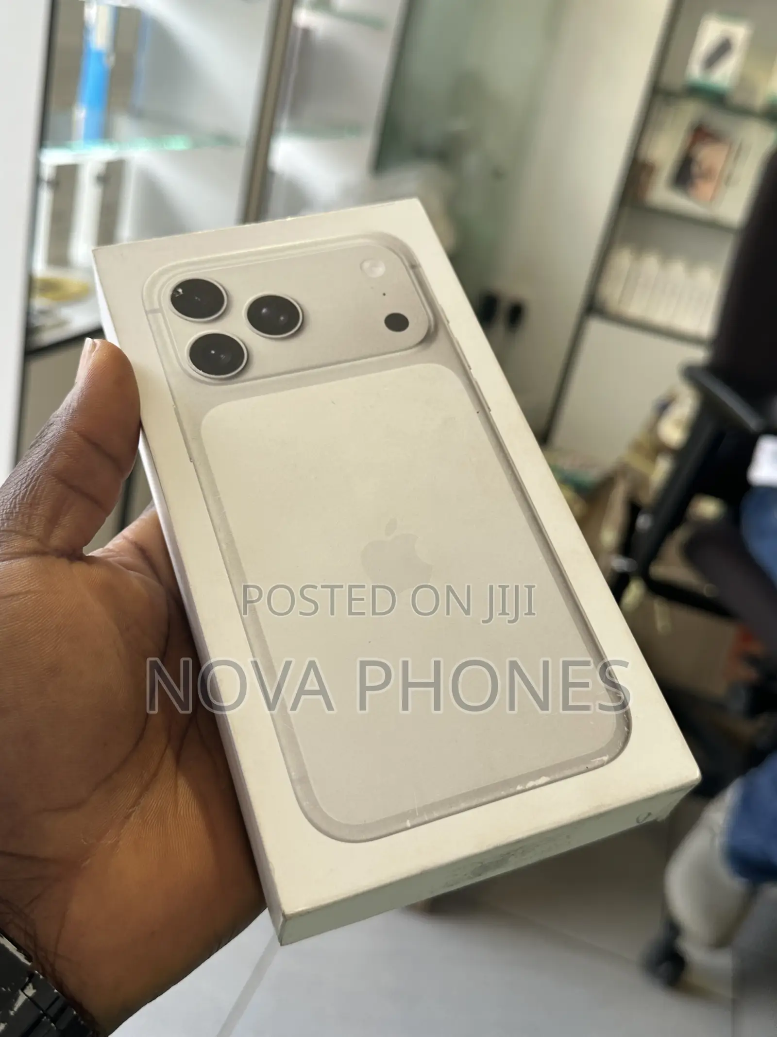 New Apple iPhone 17 Pro Max 256 GB Silver