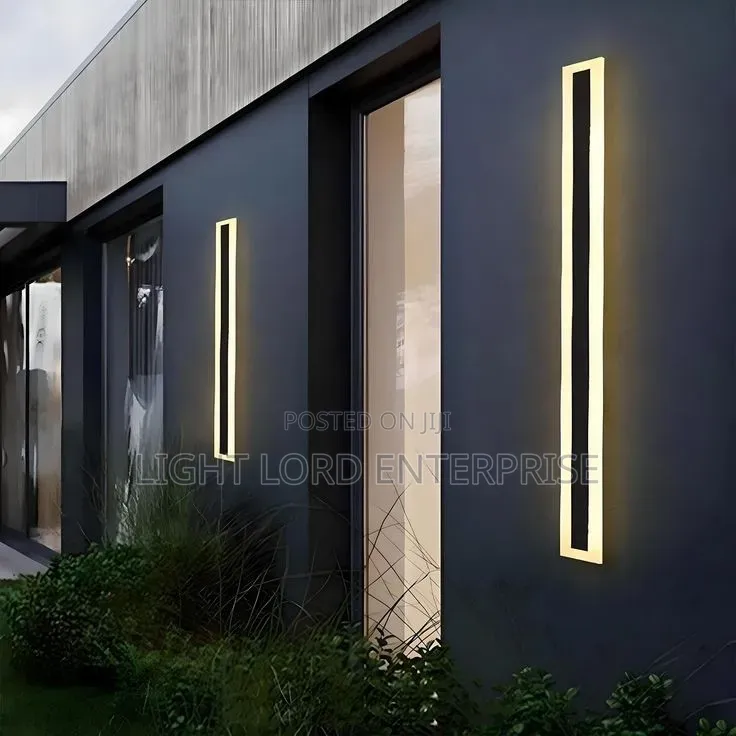 4feet Acrylic Frosted Led Wall Light