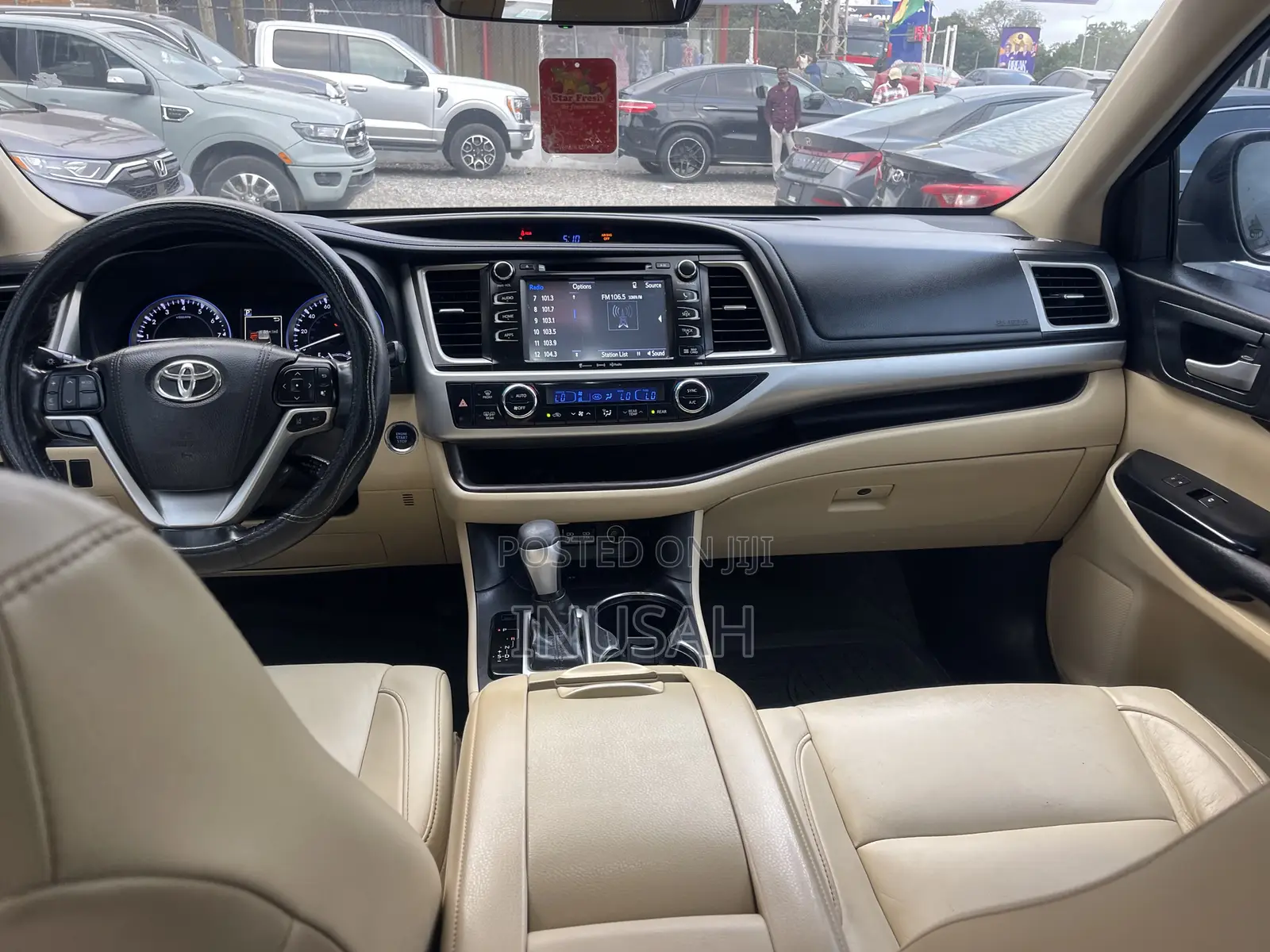 Toyota Highlander XLE 4x2 V6 (3.5L 6cyl 8A) 2017 Blue