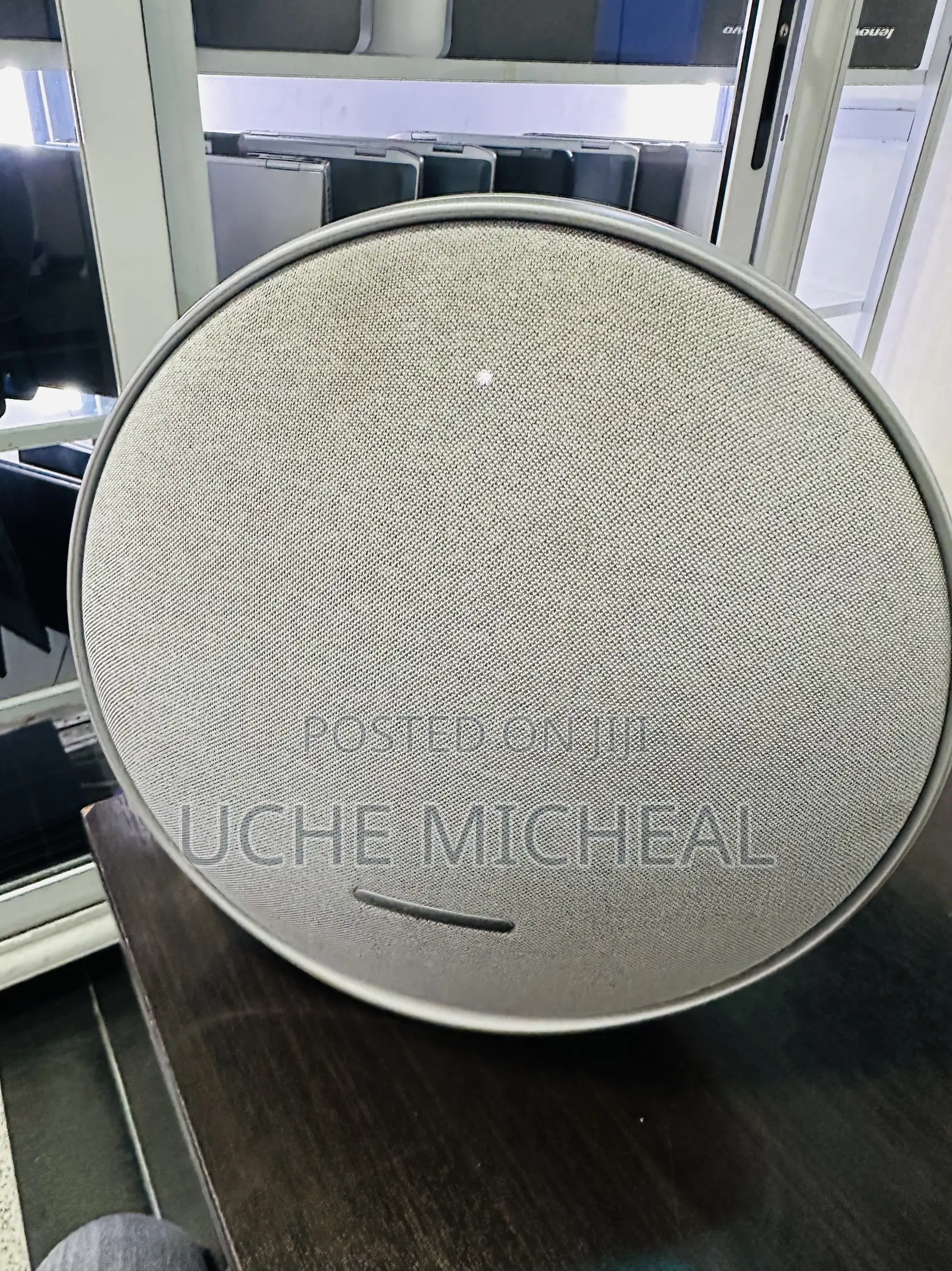 Harman Kardon Onyx Studio 9