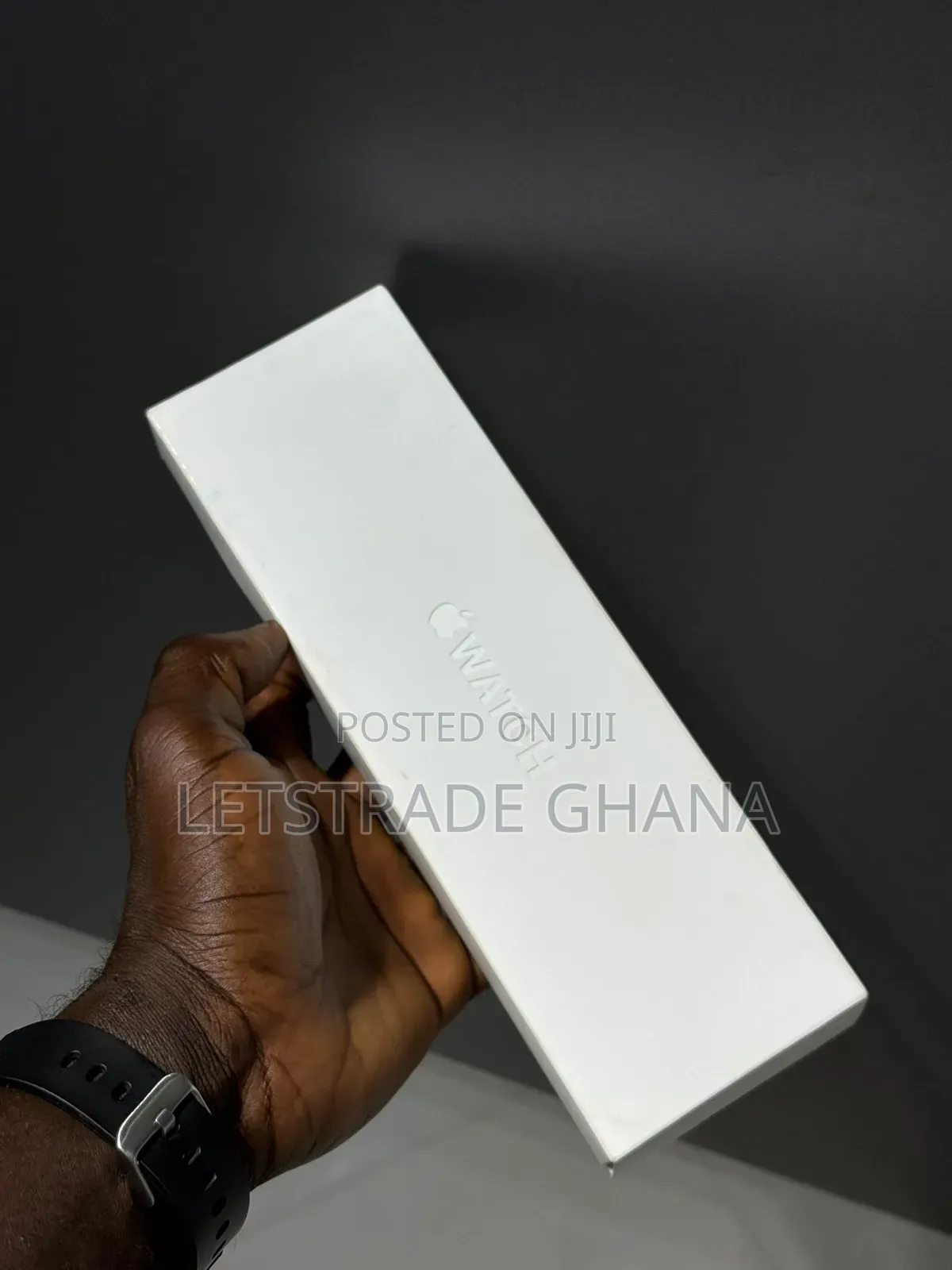 Apple Watch Series 11 42mm GPS Only