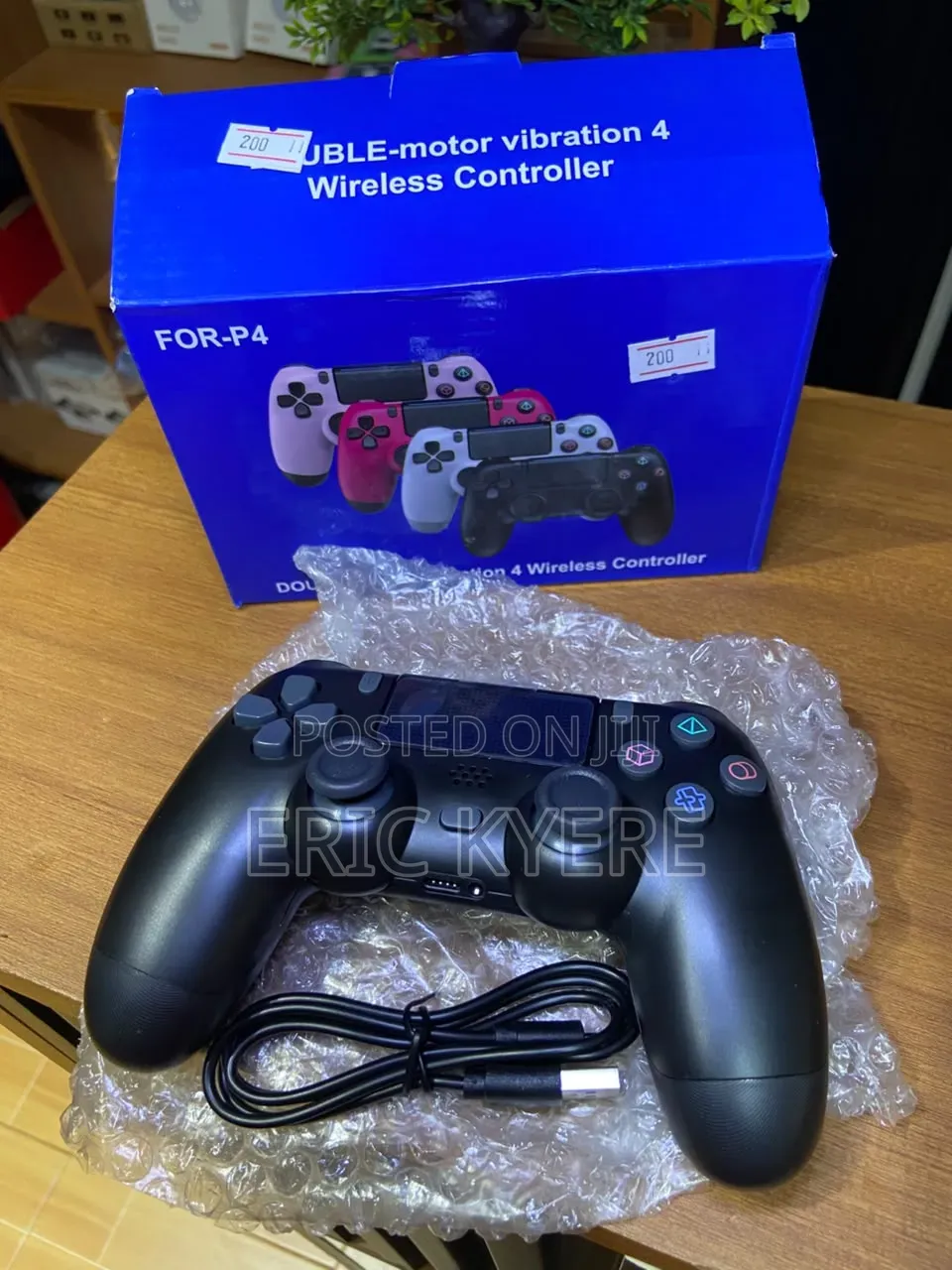 Wireless Controller for PS4 - Double-Motor Vibration Gamepad (Black)