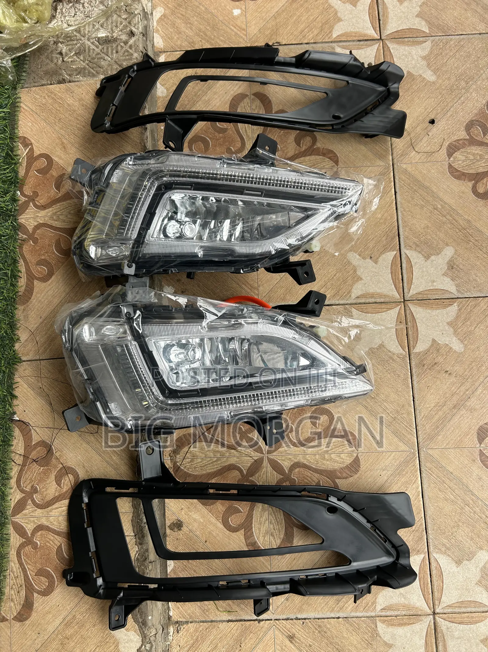 Hyundai Tucson 2019 2020 Foglight and Cover Set