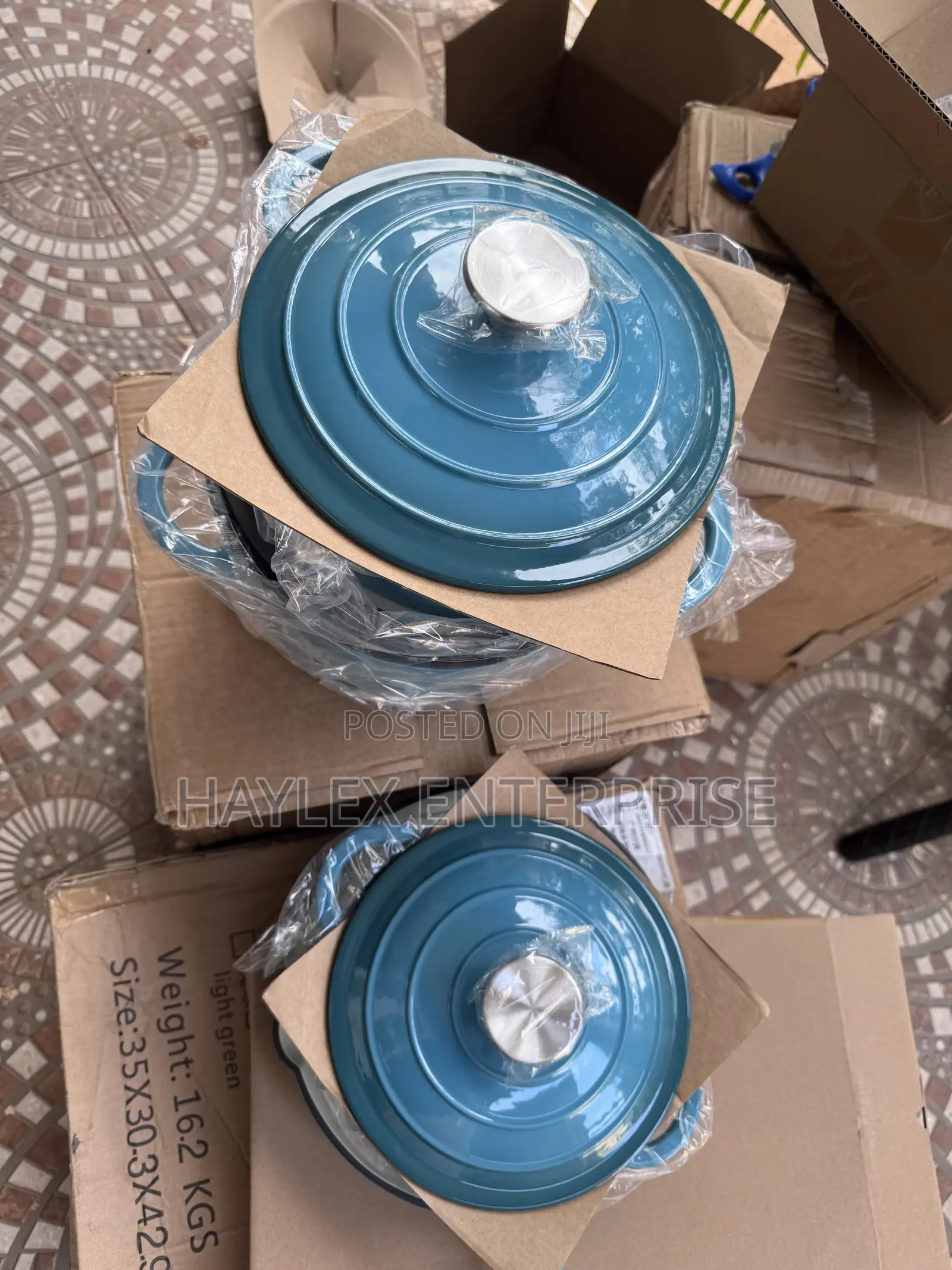 Quality Turquoise Blue 7pc Cast Iron Pot Available
