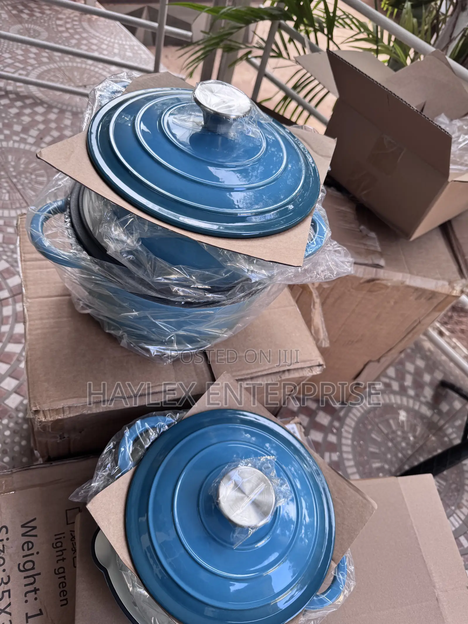 Quality Turquoise Blue 7pc Cast Iron Pot Available