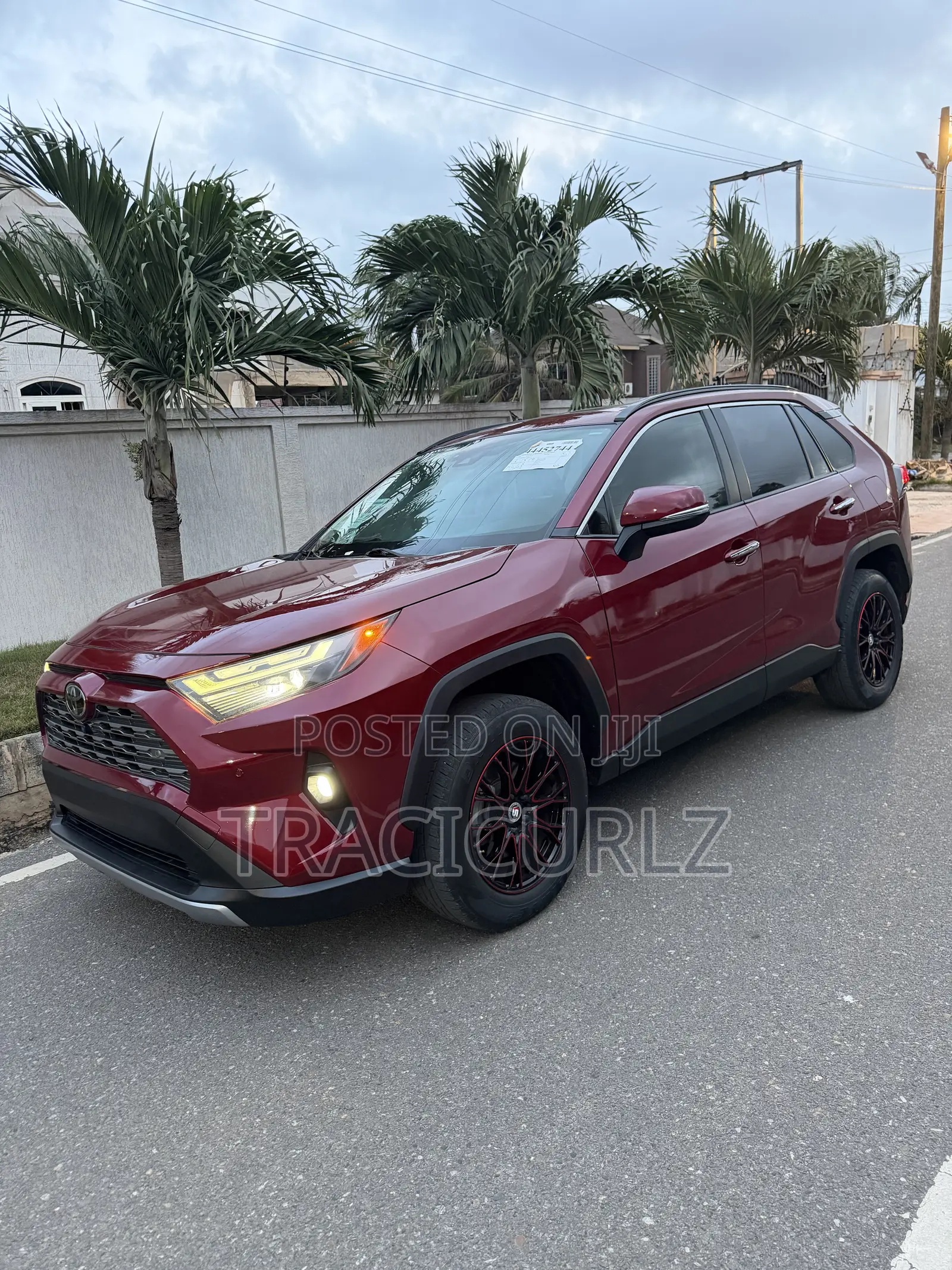 Toyota RAV4 Limited 2022 Red