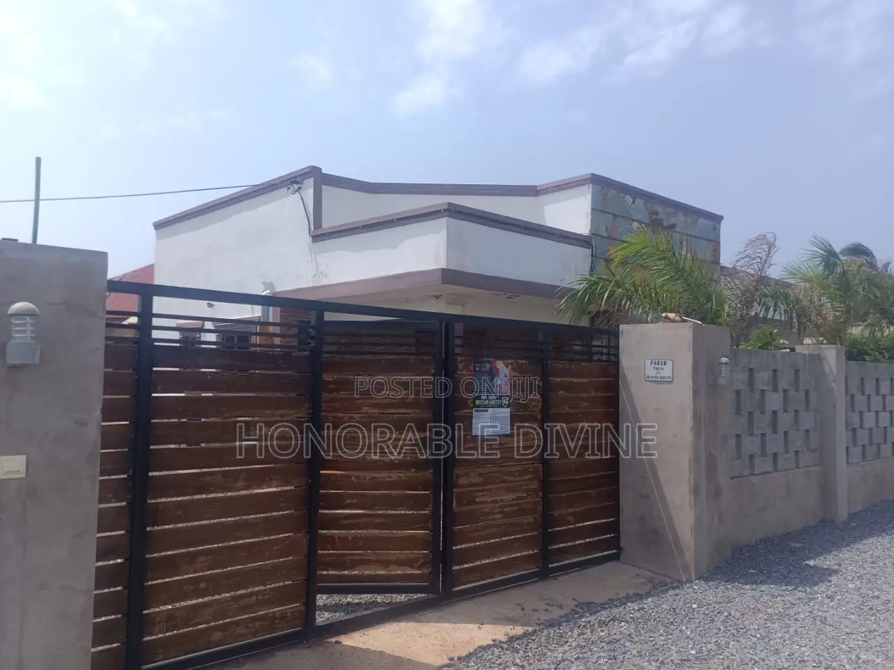 2 Bedrooms for Sale