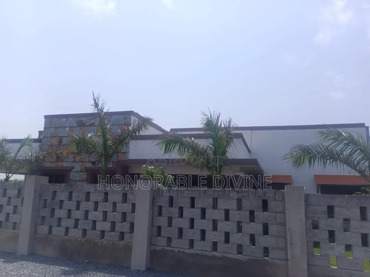 2 Bedrooms for Sale