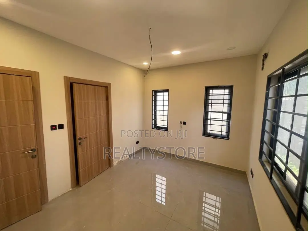 3bdrm House in Cozy Home, Accra Metropolitan for sale