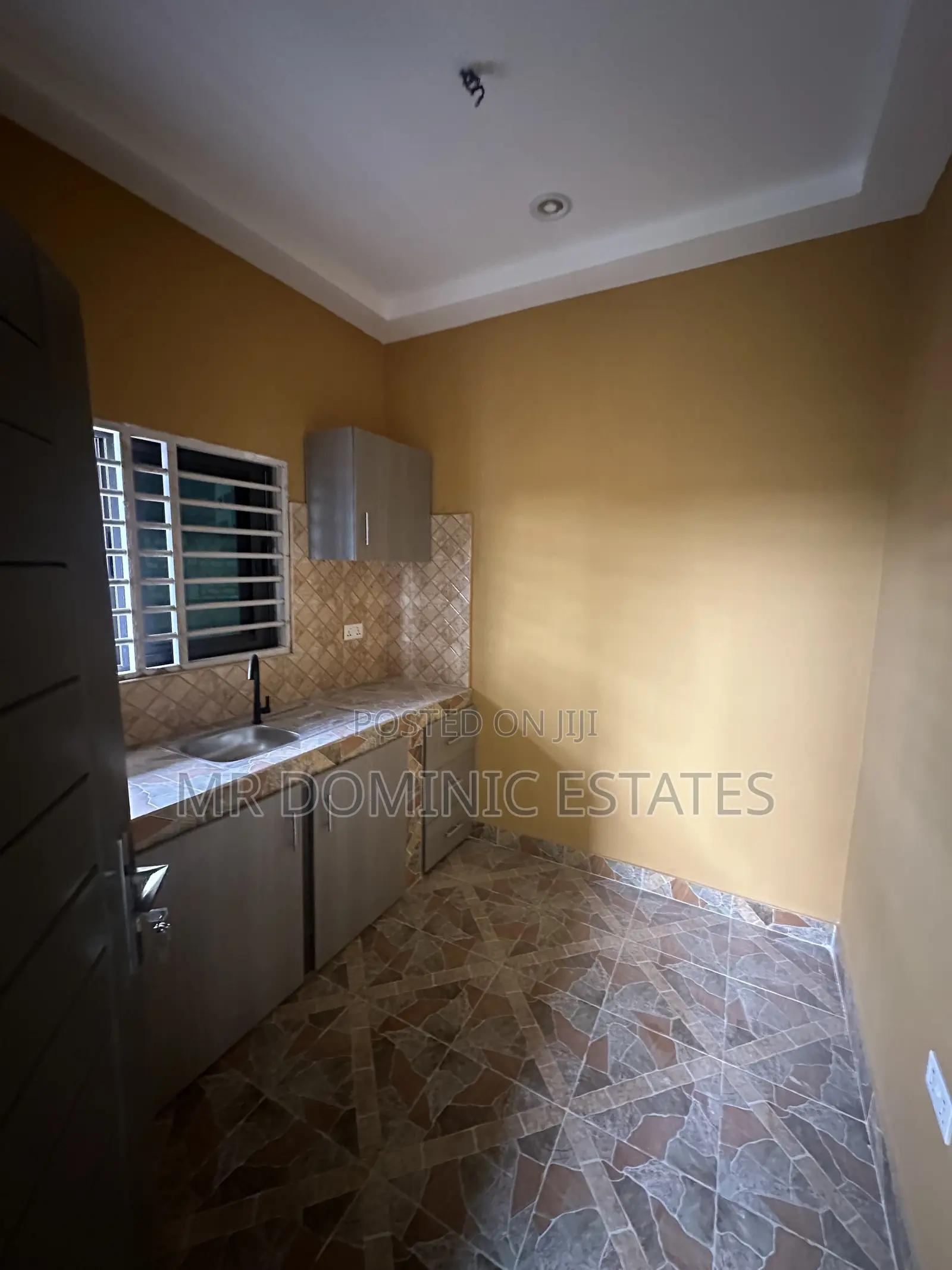 1bdrm Apartment in Mr Dominic Estates, Toll Booth for rent