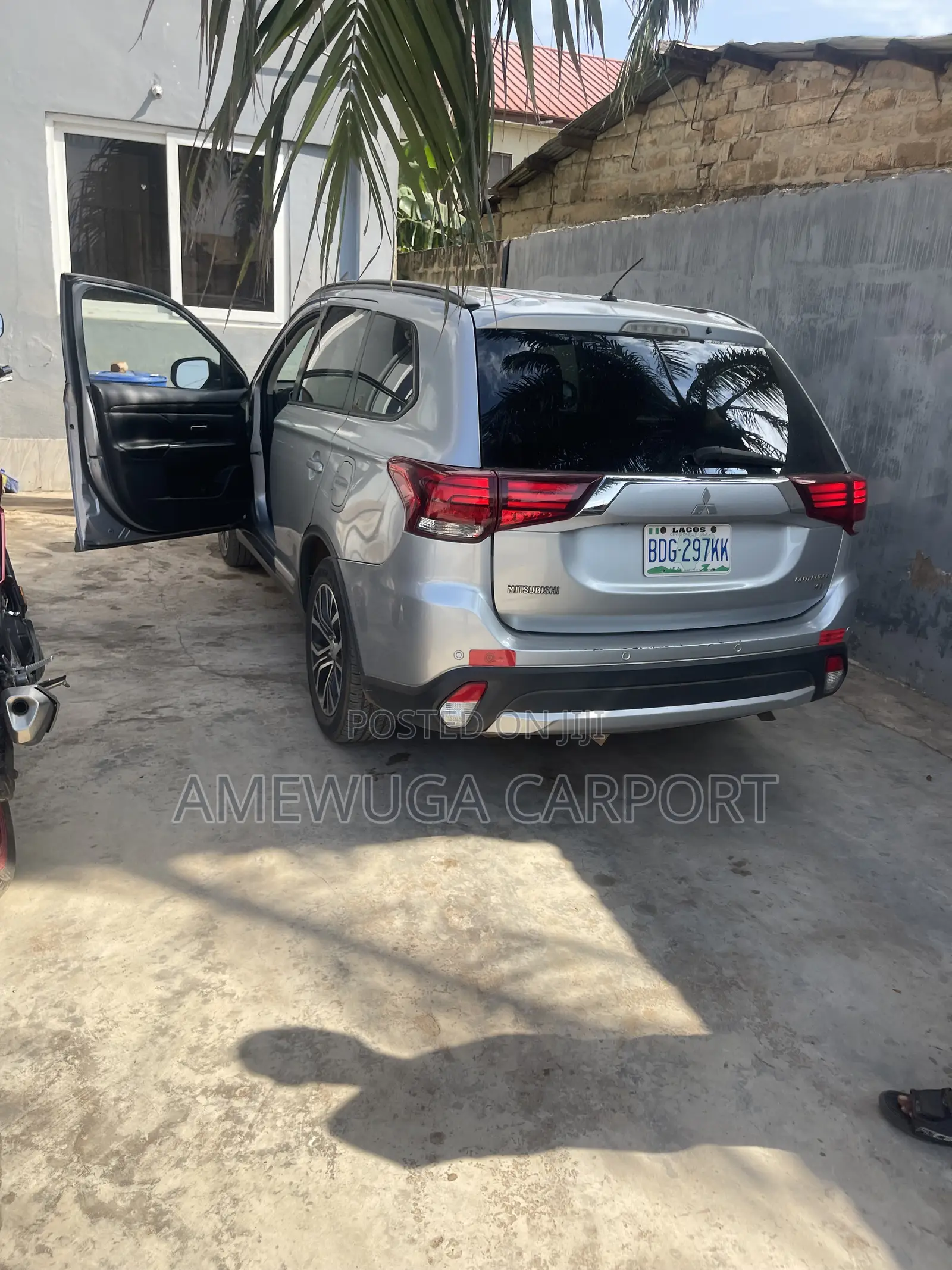 Mitsubishi Outlander 2.4 PHEV AWD 2016 Silver