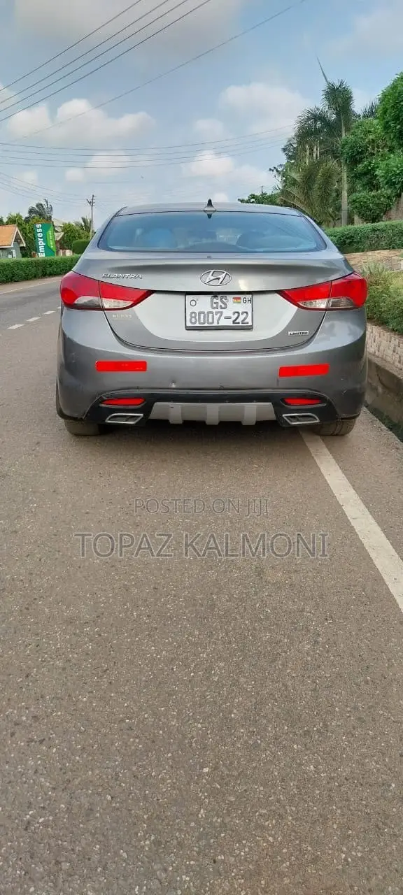 Hyundai Elantra 2013 Gray