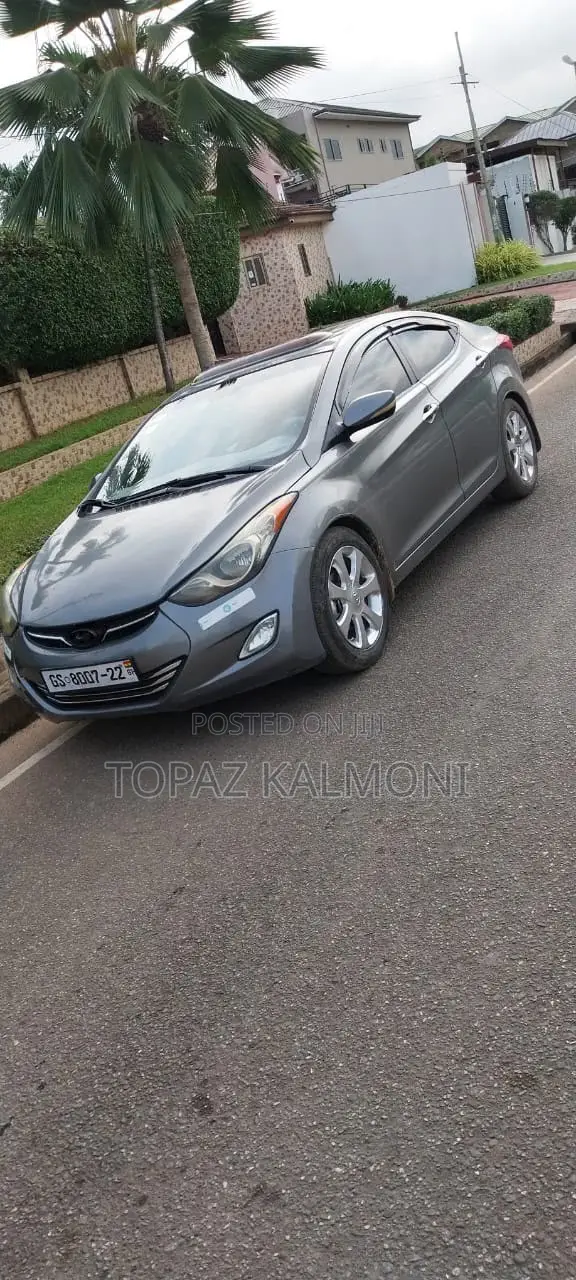 Hyundai Elantra 2013 Gray