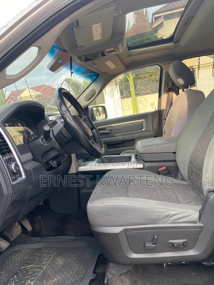 Dodge RAM 1500 3.6 Petrol AWD 2018 Silver