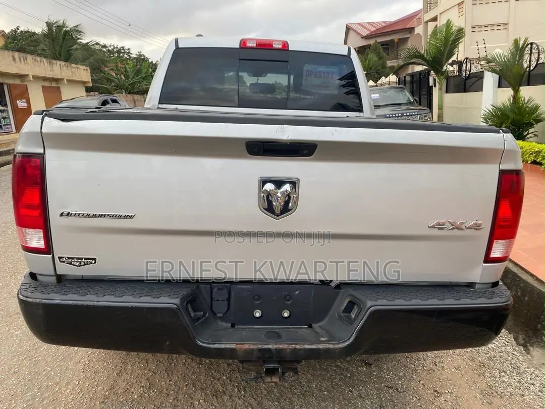 Dodge RAM 1500 3.6 Petrol AWD 2018 Silver