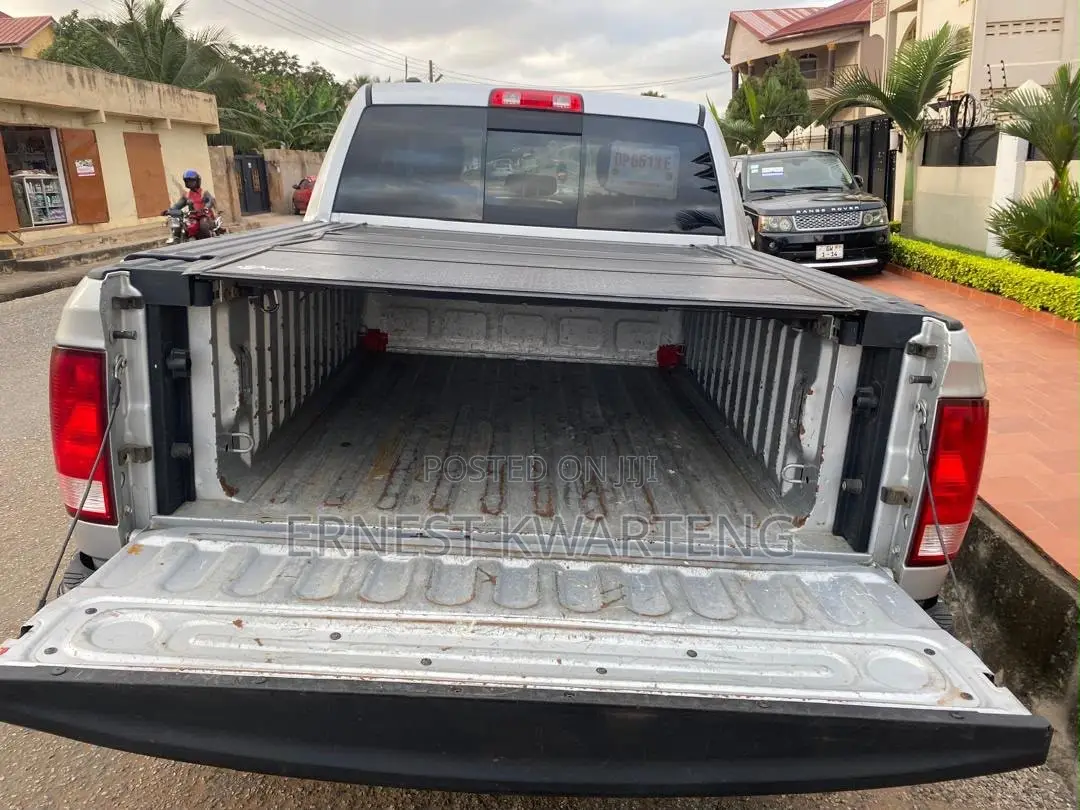Dodge RAM 1500 3.6 Petrol AWD 2018 Silver